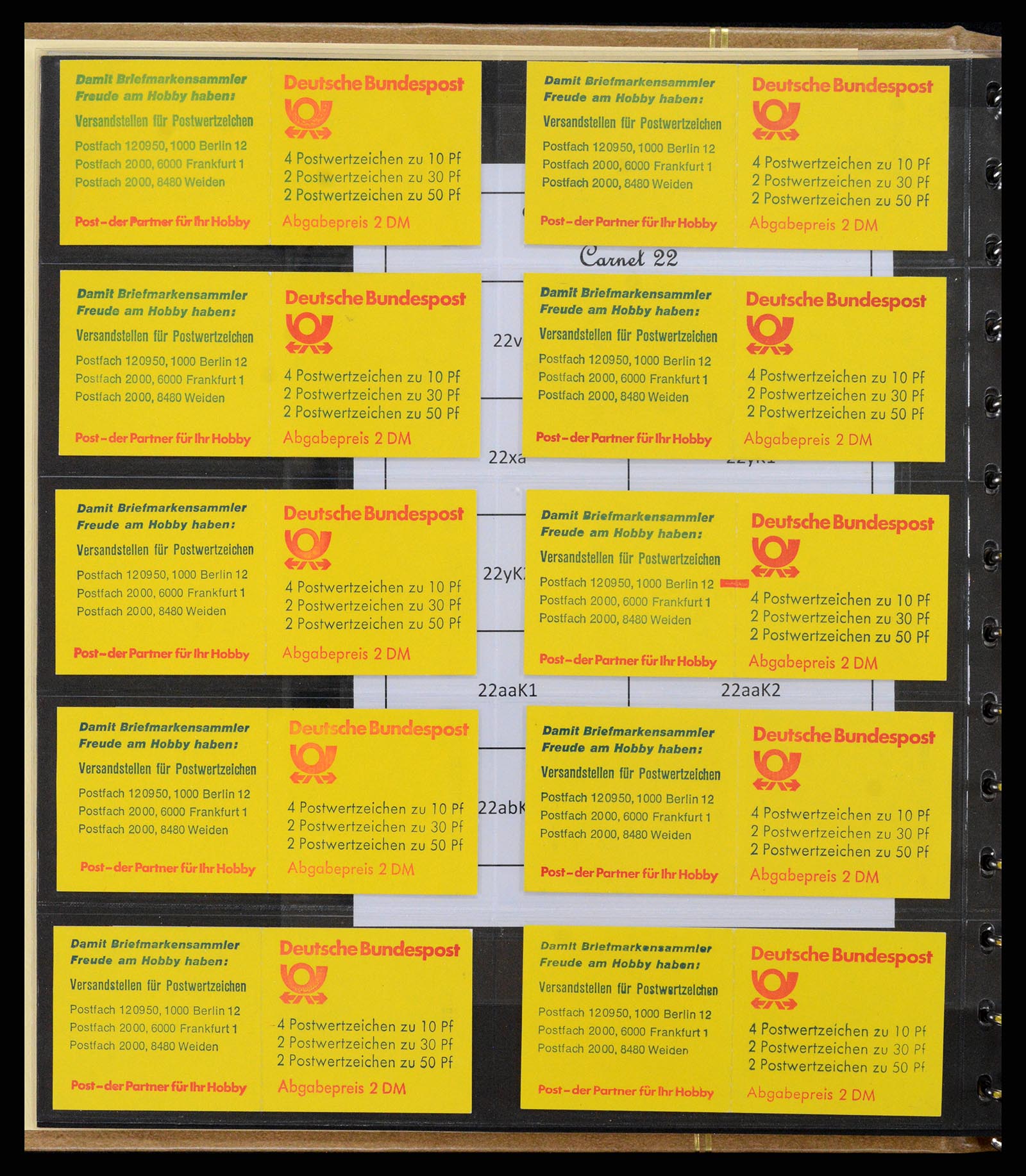 37365 036 - Stamp collection 37365 Bundespost stamp booklets 1951-2001.