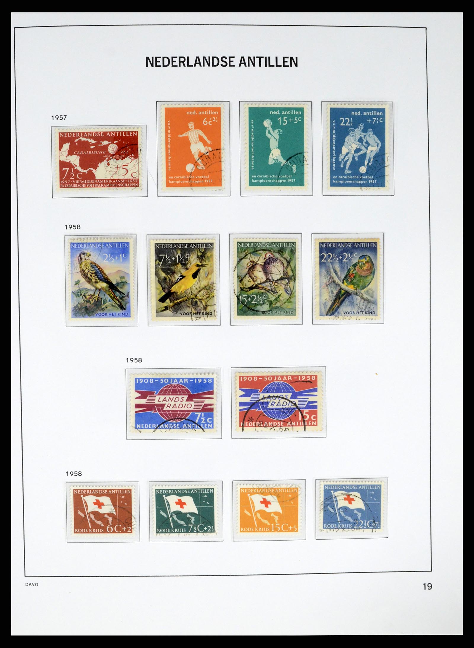 37453 063 - Postzegelverzameling 37453 Overzeese Gebiedsdelen 1873-1988.
