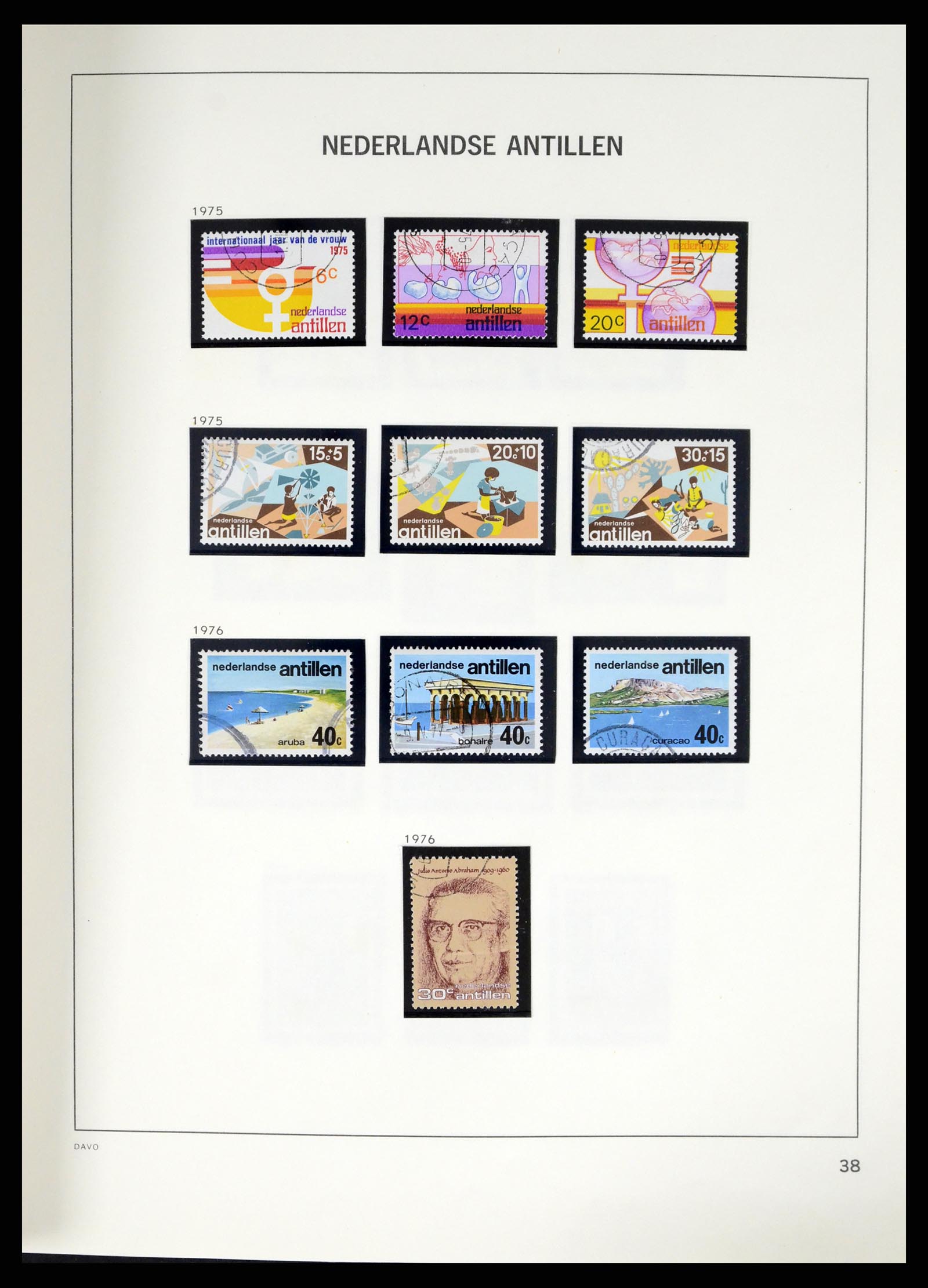 37453 082 - Postzegelverzameling 37453 Overzeese Gebiedsdelen 1873-1988.