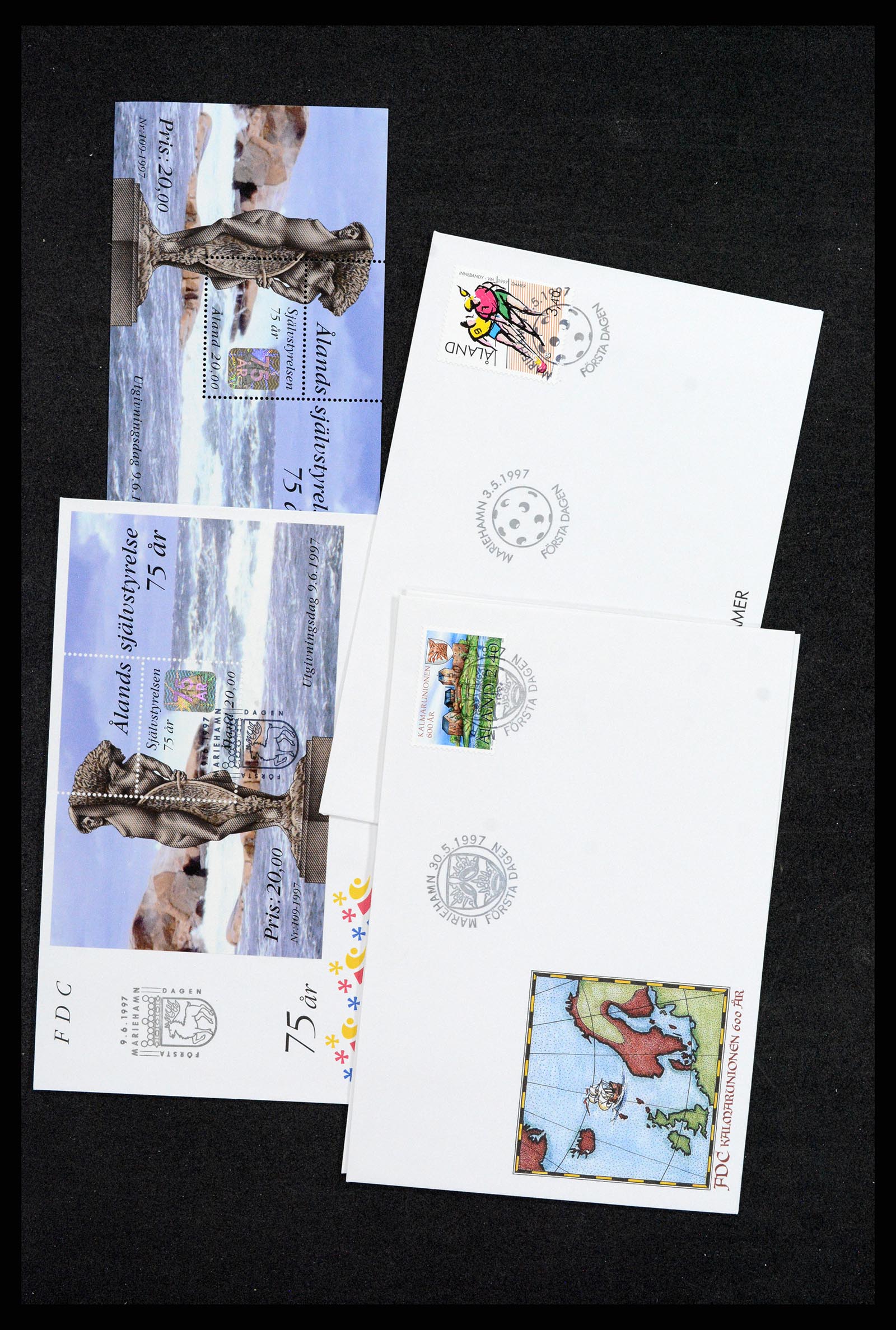 37457 036 - Stamp collection 37457 Aland 1984-2009.