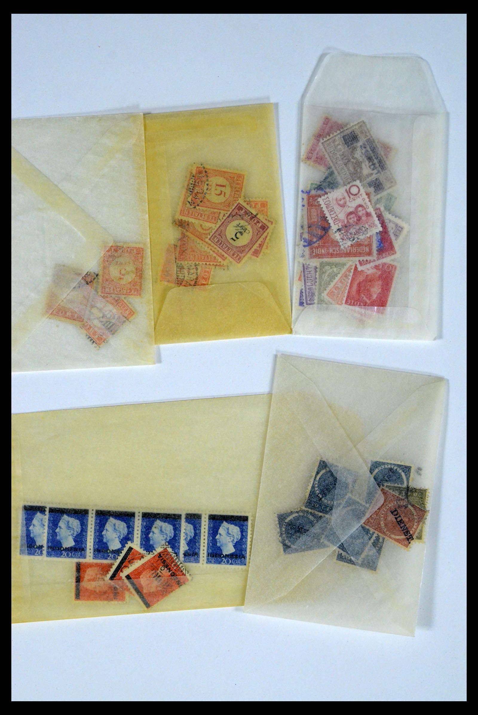 37460 037 - Postzegelverzameling 37460 Nederlands Indië stempels 1864-1948.