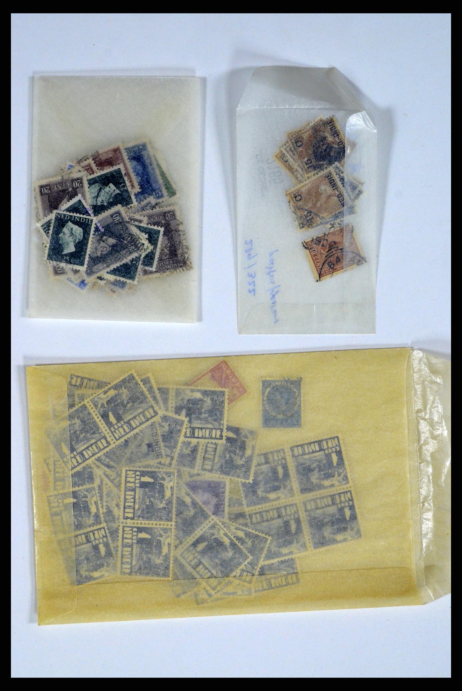 37460 041 - Postzegelverzameling 37460 Nederlands Indië stempels 1864-1948.