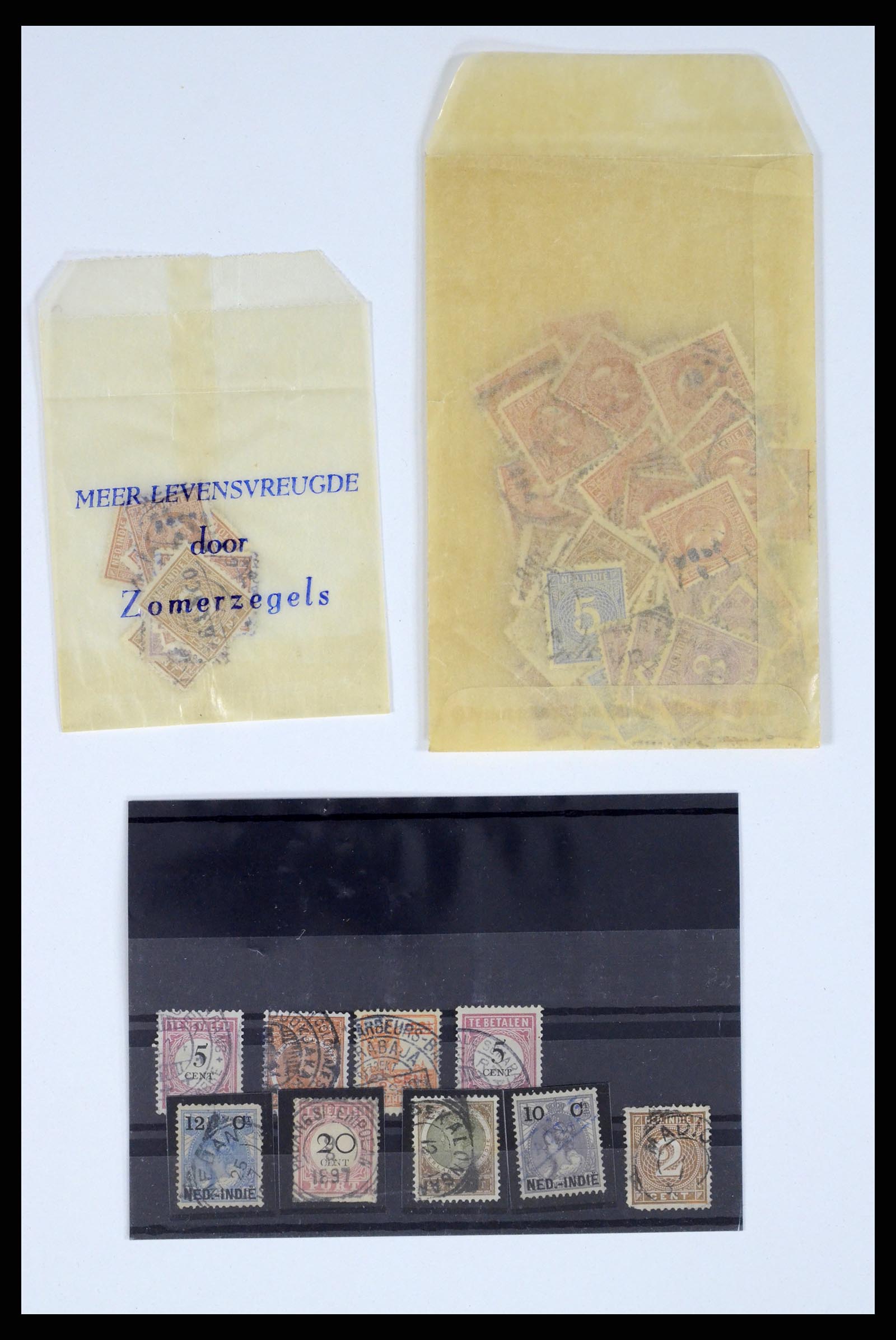37460 044 - Postzegelverzameling 37460 Nederlands Indië stempels 1864-1948.