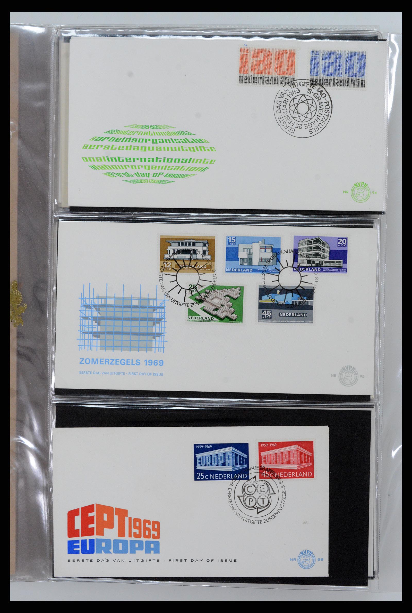 37461 034 - Postzegelverzameling 37461 Nederland FDC's 1950-2014.