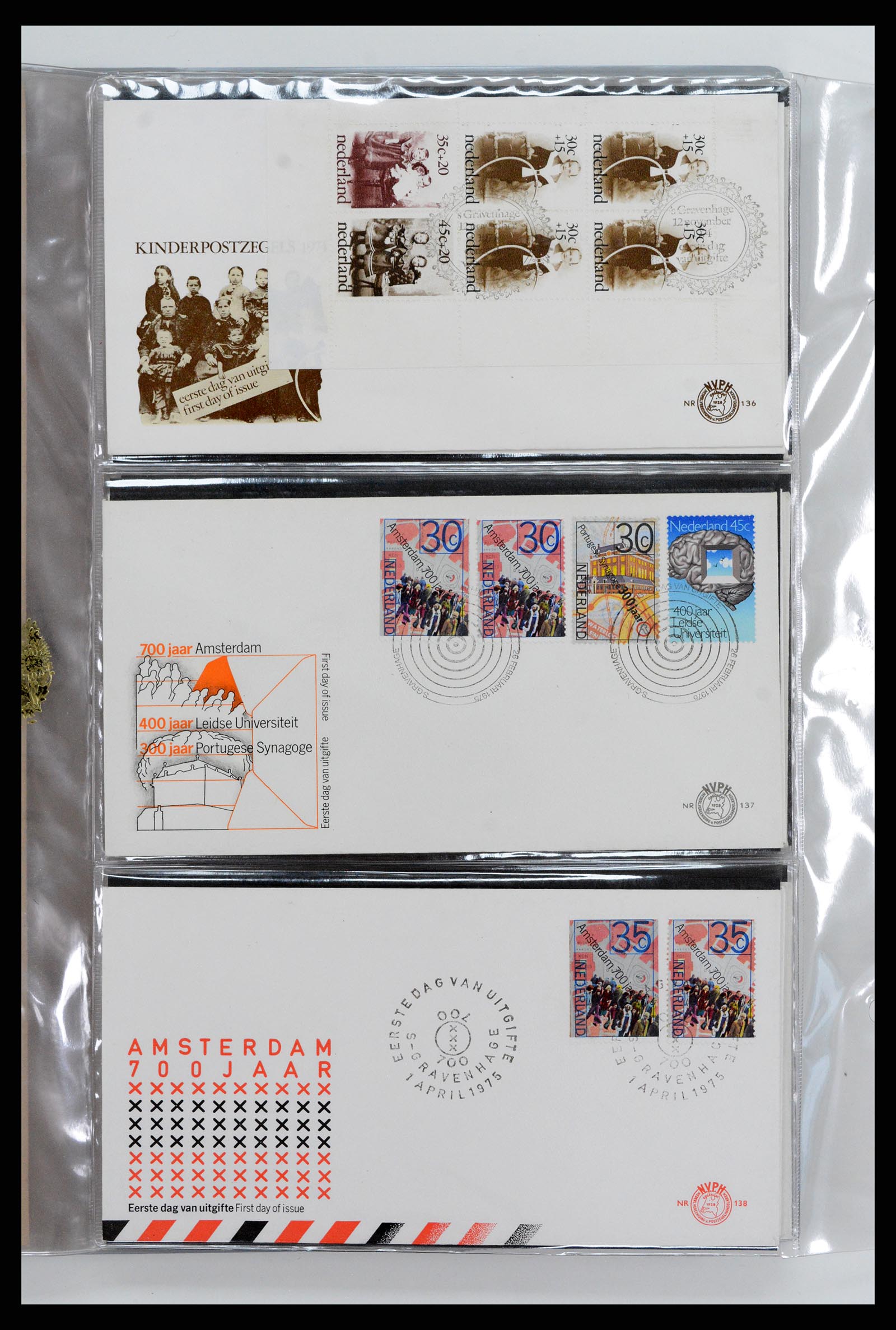37461 050 - Postzegelverzameling 37461 Nederland FDC's 1950-2014.