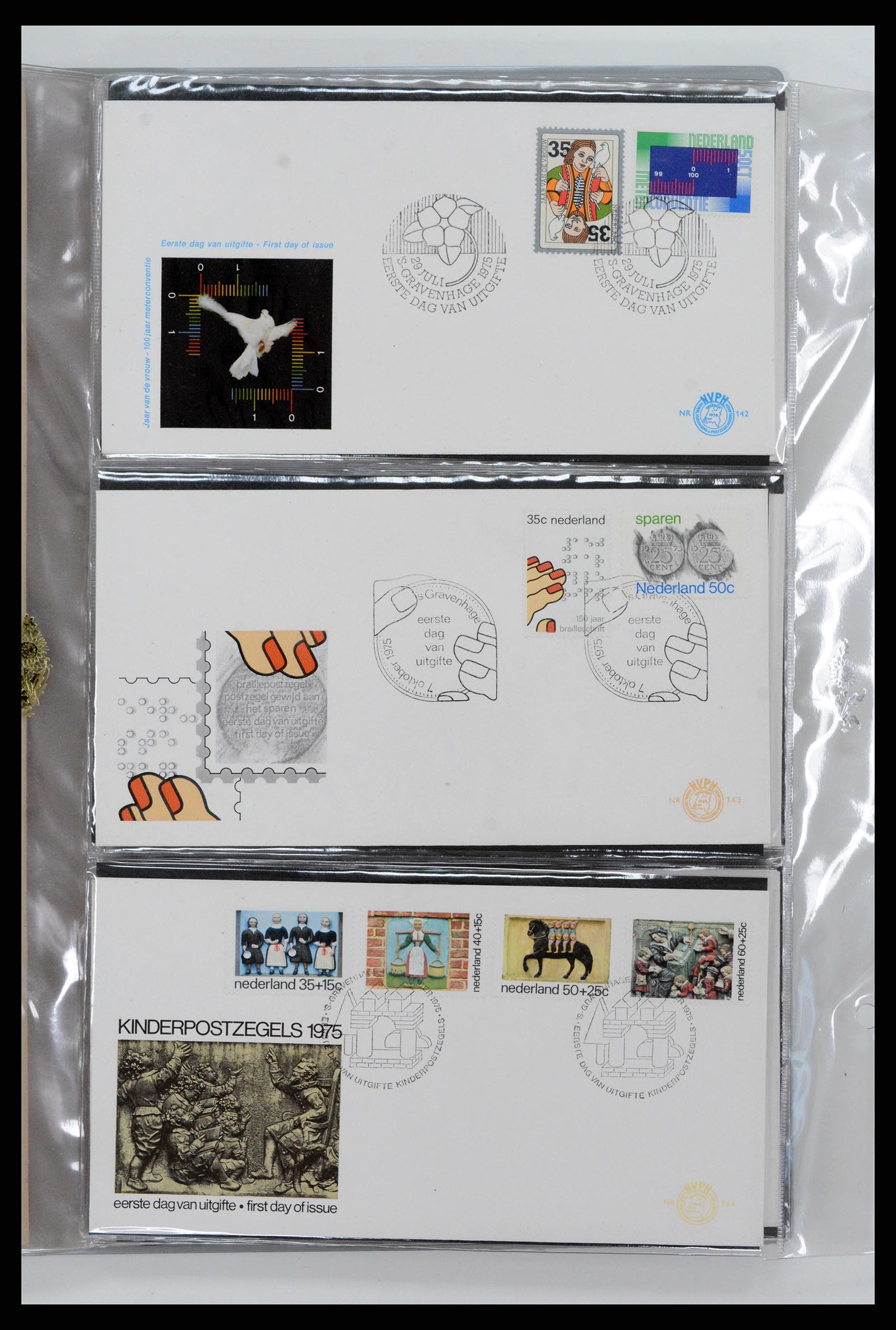 37461 052 - Postzegelverzameling 37461 Nederland FDC's 1950-2014.