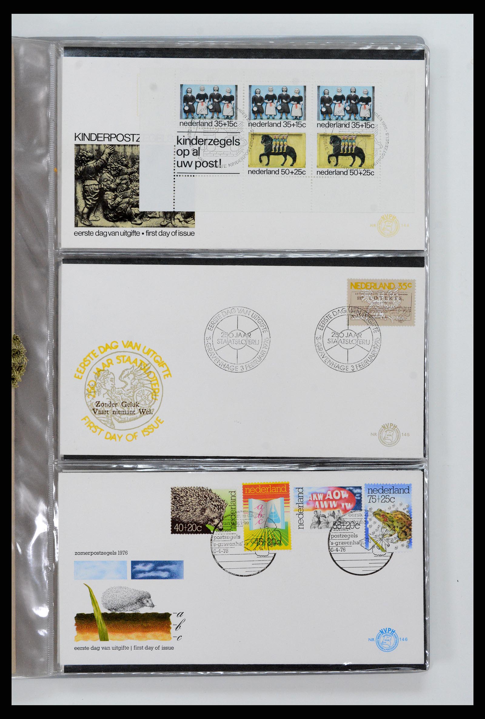 37461 053 - Postzegelverzameling 37461 Nederland FDC's 1950-2014.