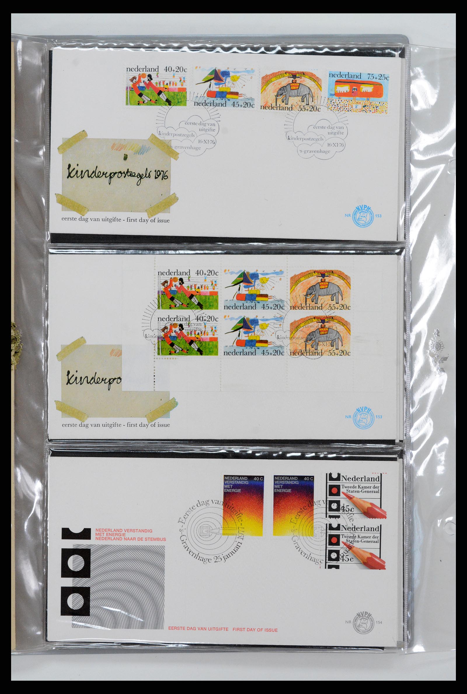 37461 056 - Postzegelverzameling 37461 Nederland FDC's 1950-2014.