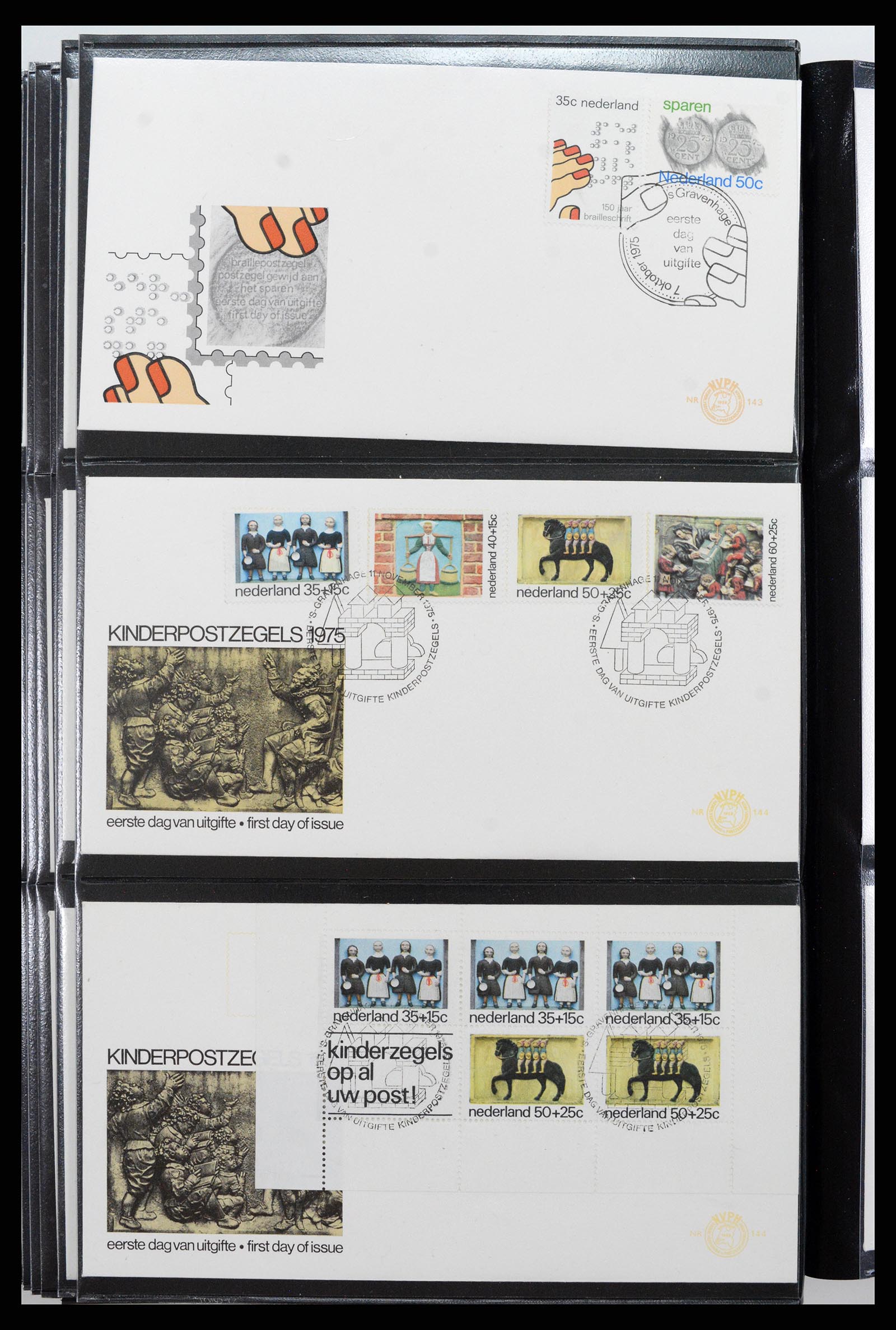 37484 051 - Postzegelverzameling 37484 Nederland FDC's 1950-1976.