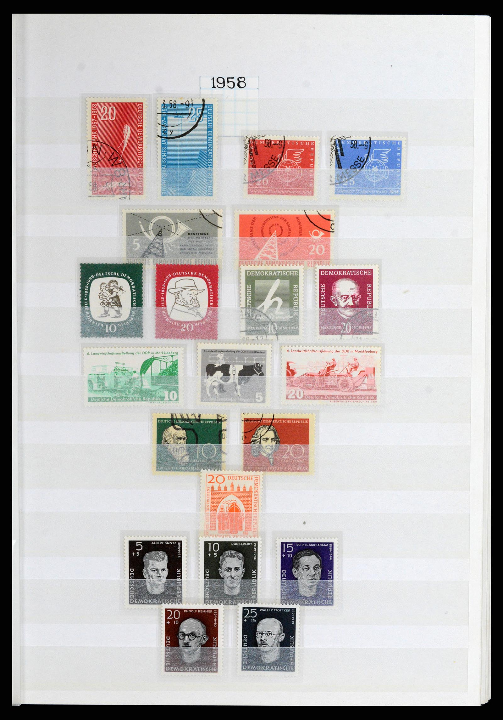37501 013 - Stamp collection 37501 GDR 1949-1990.