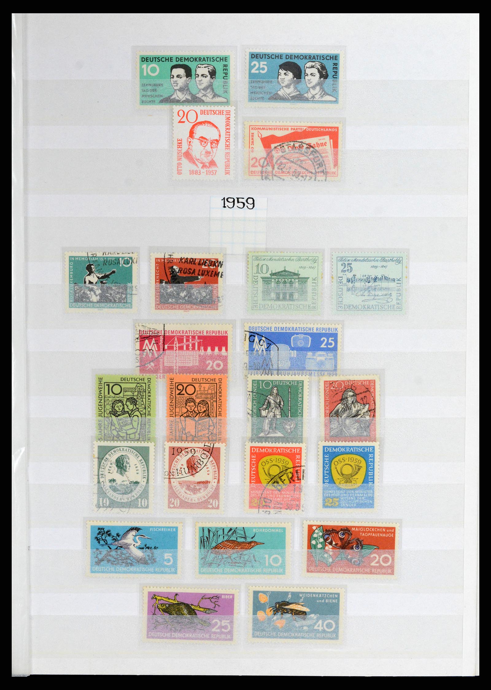 37501 015 - Stamp collection 37501 GDR 1949-1990.