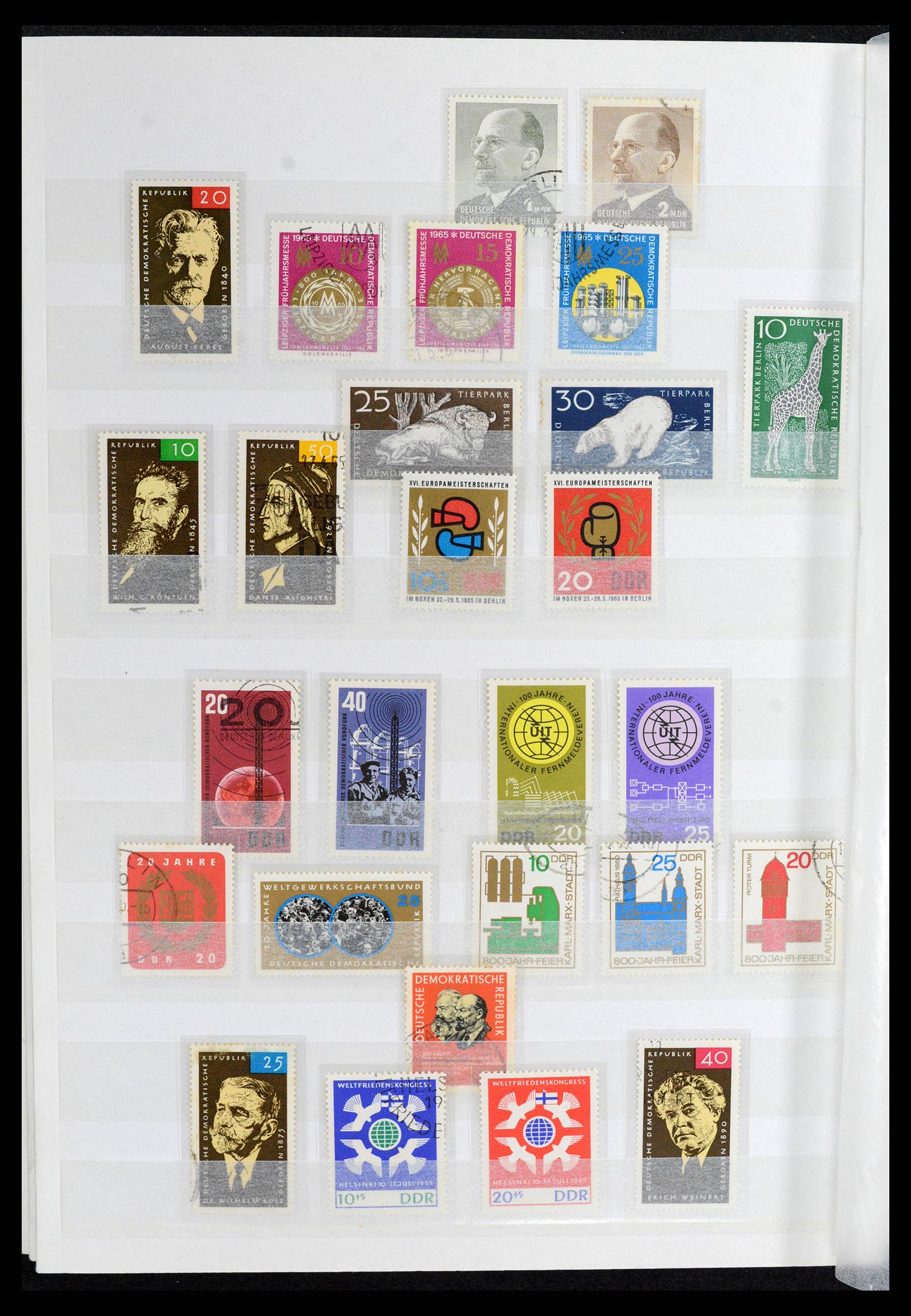 37501 028 - Postzegelverzameling 37501 DDR 1949-1990.