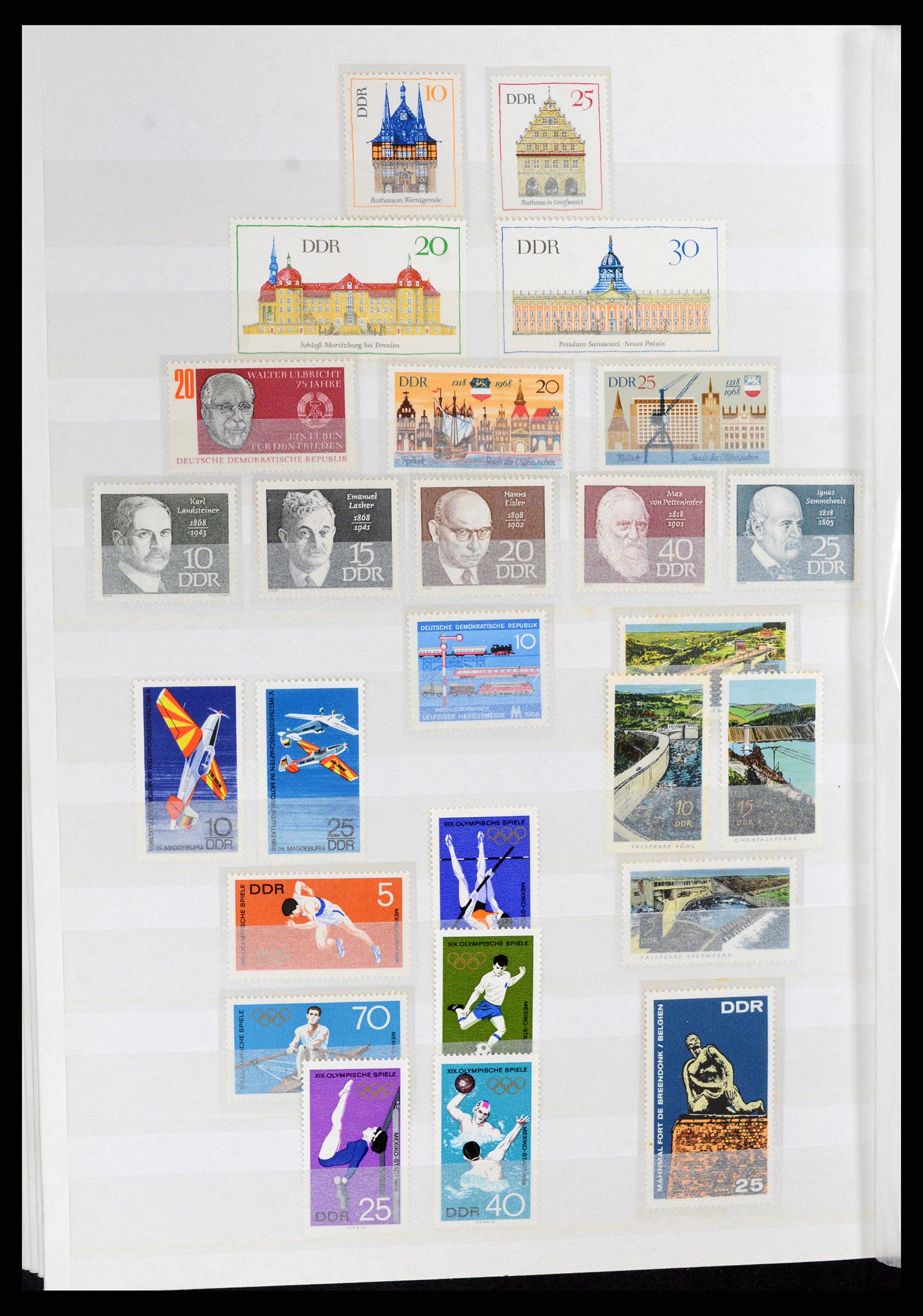 37501 038 - Postzegelverzameling 37501 DDR 1949-1990.