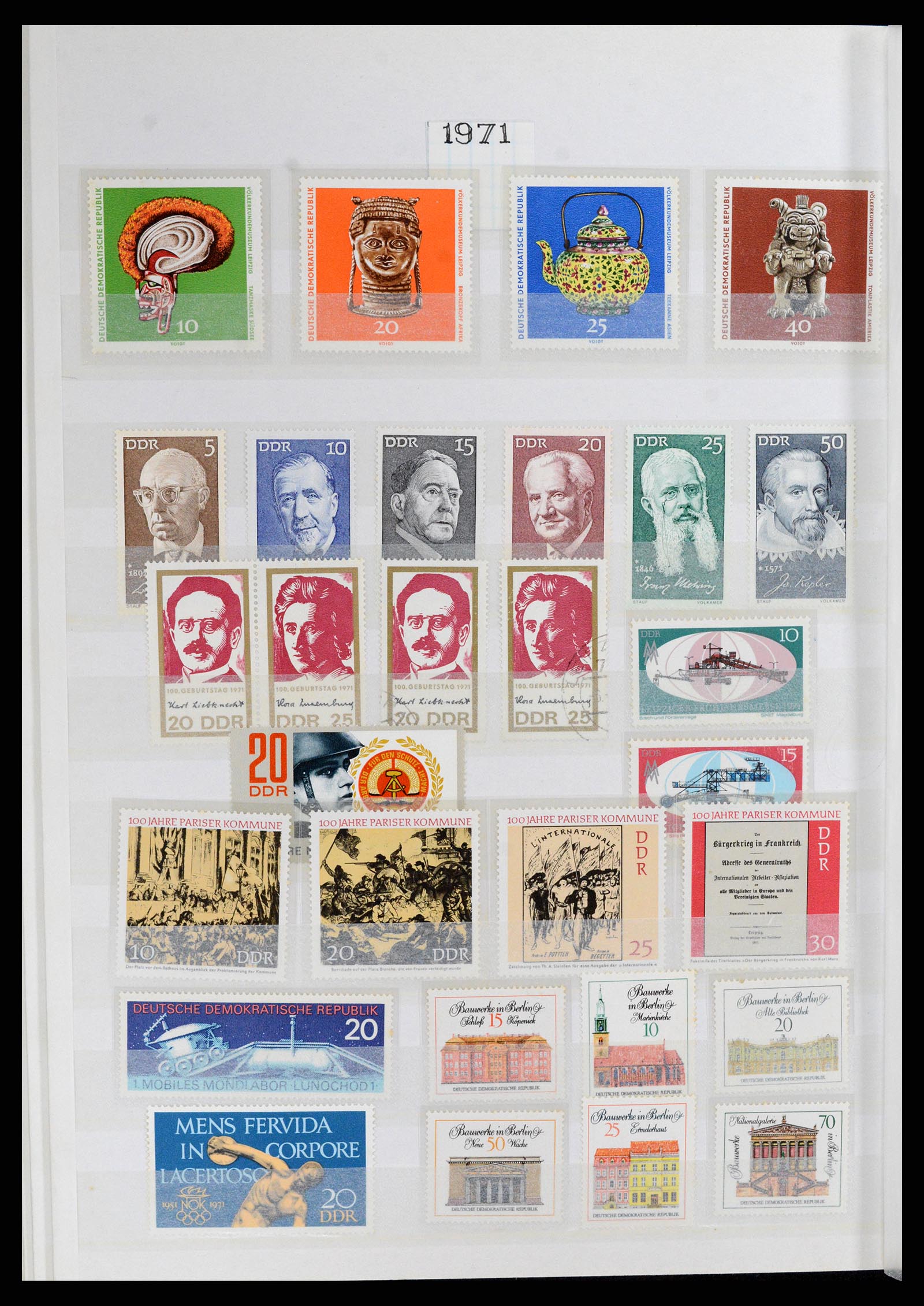 37501 046 - Stamp collection 37501 GDR 1949-1990.