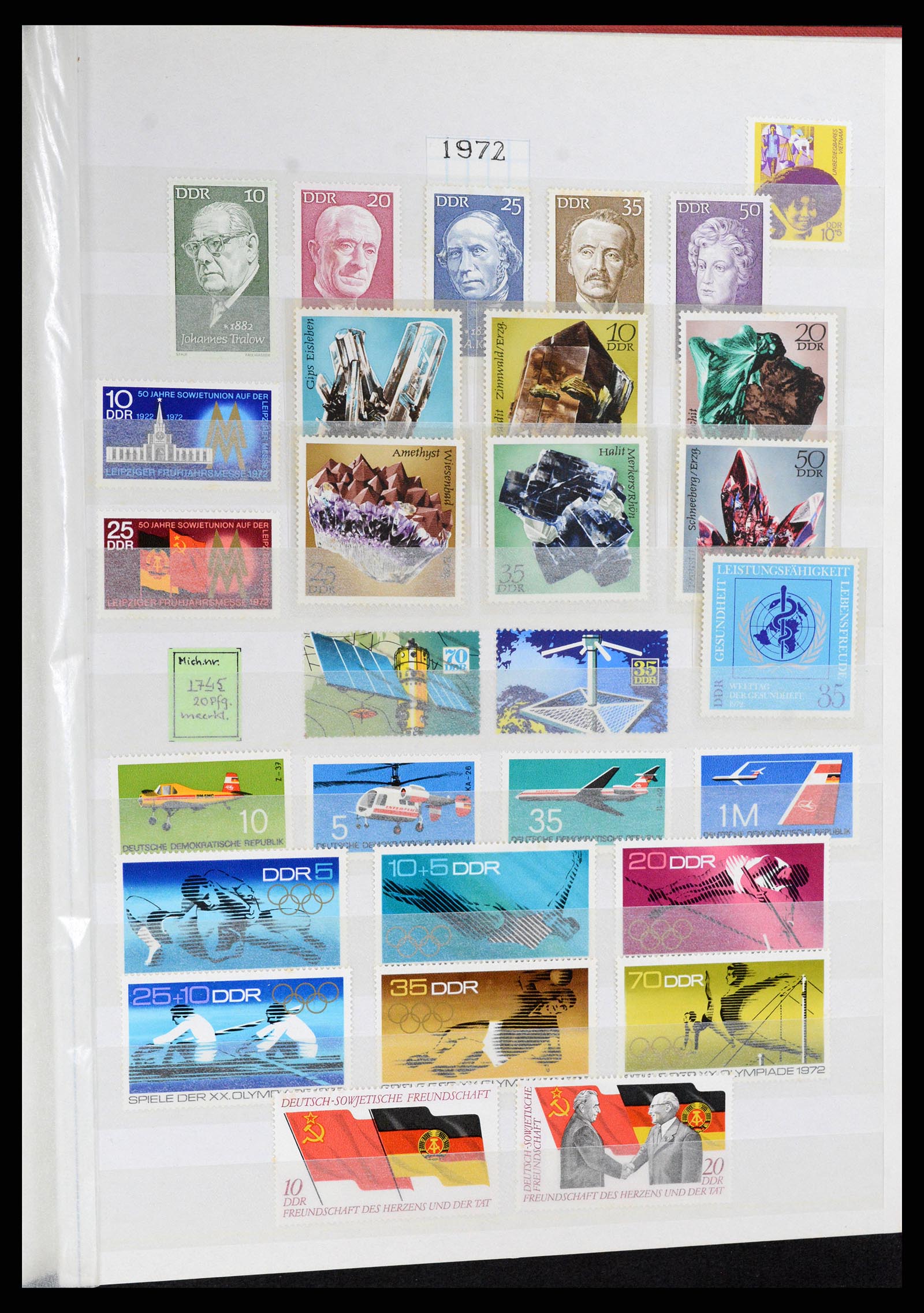 37501 049 - Stamp collection 37501 GDR 1949-1990.
