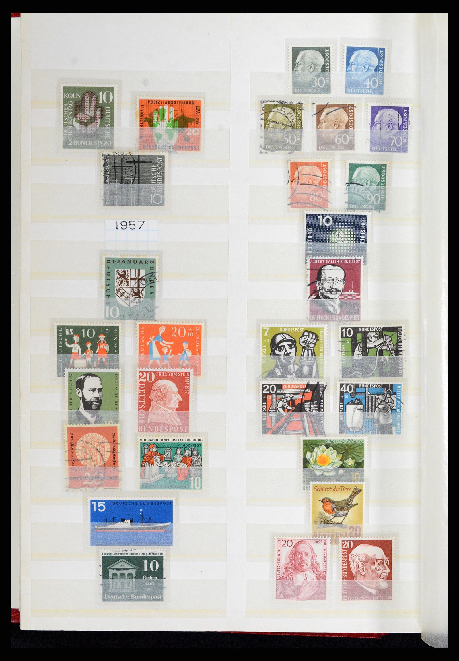 37502 057 - Stamp collection 37502 Bundespost 1949-2000.