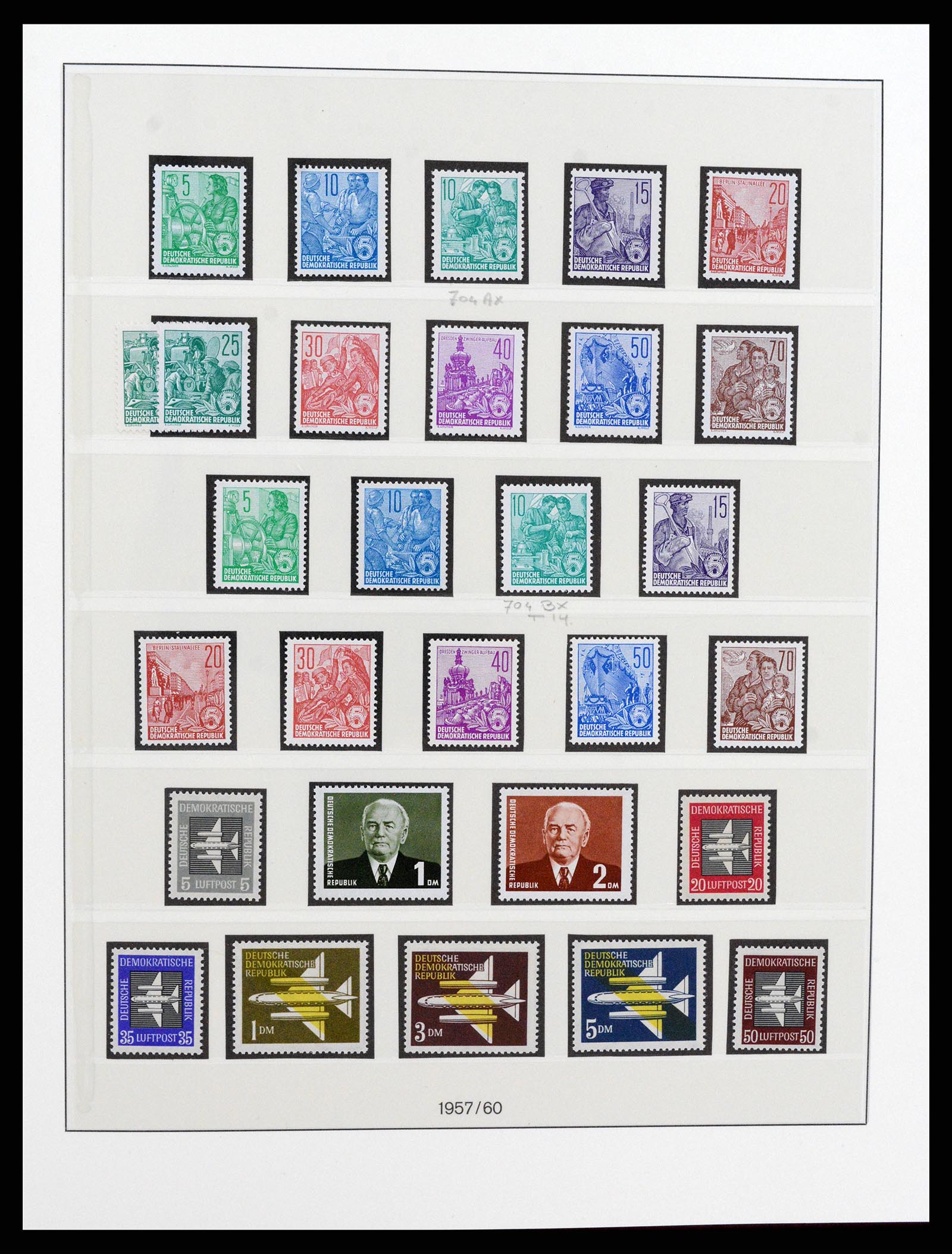 37507 030 - Postzegelverzameling 37507 D.D.R. 1949-1990.
