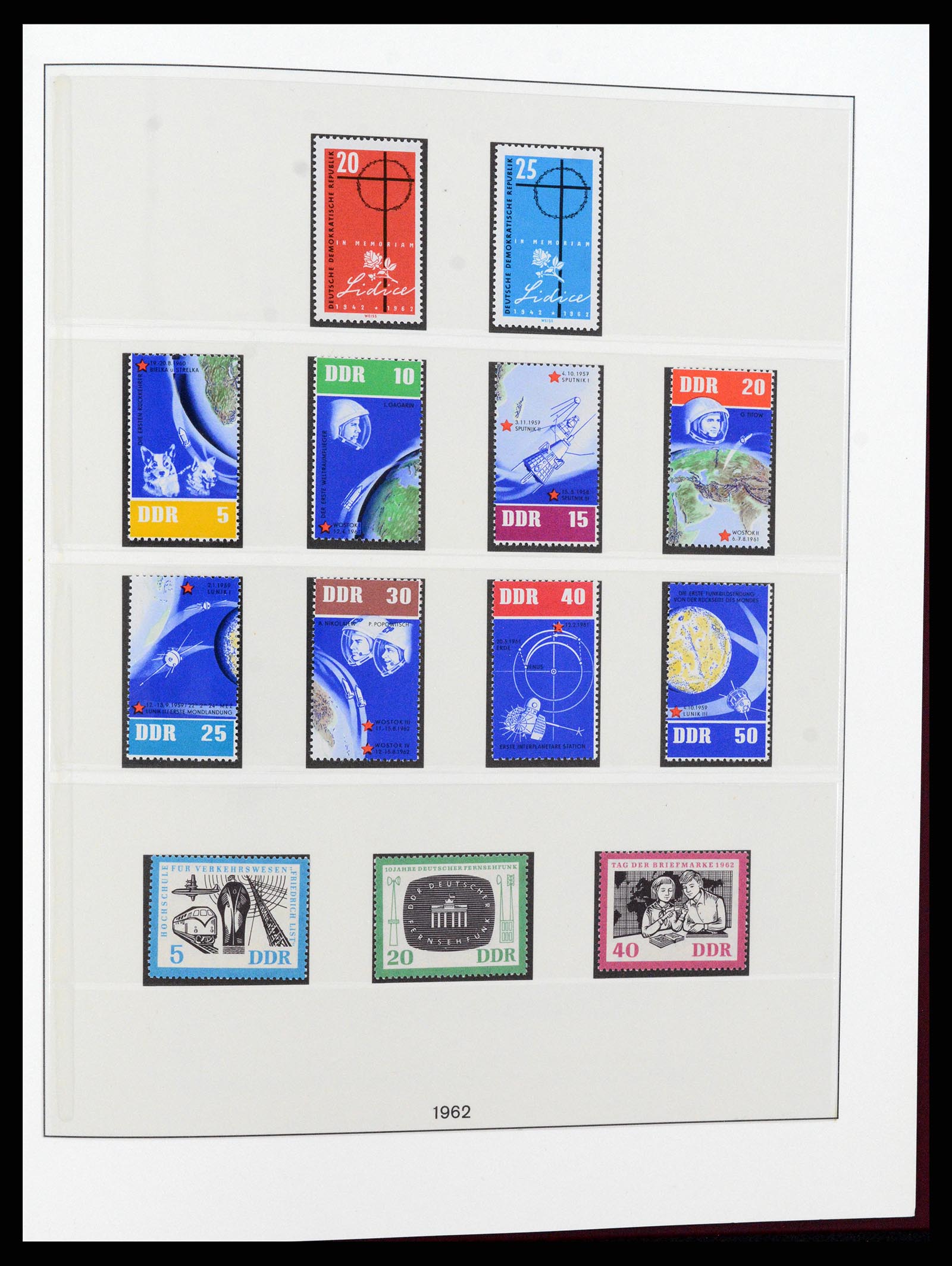 37507 053 - Postzegelverzameling 37507 D.D.R. 1949-1990.
