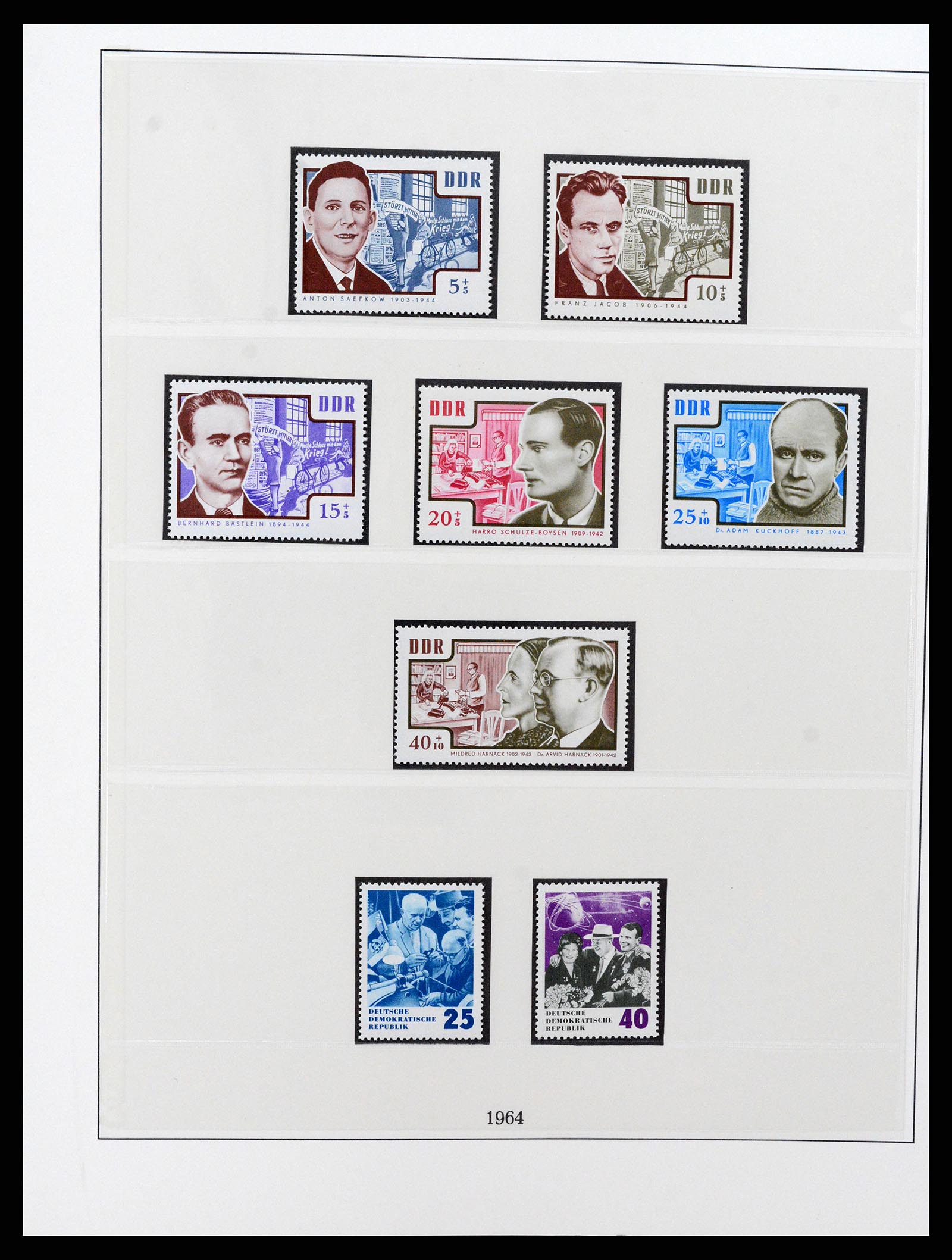 37507 066 - Postzegelverzameling 37507 D.D.R. 1949-1990.