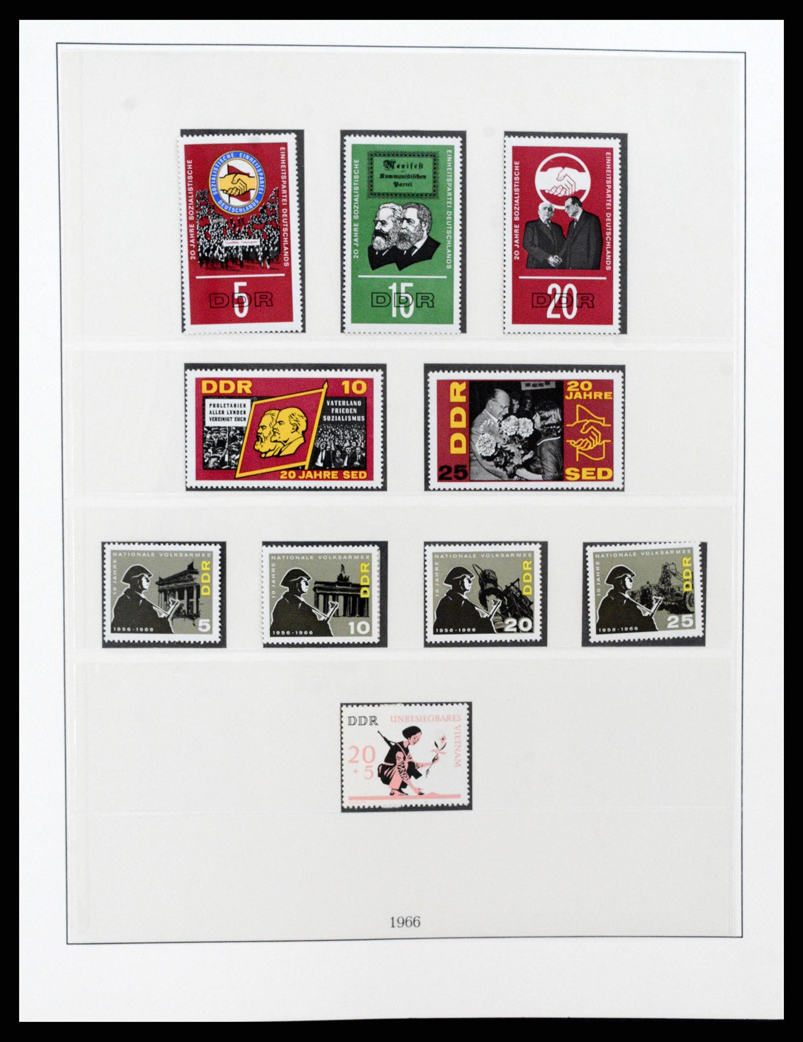 37507 085 - Postzegelverzameling 37507 D.D.R. 1949-1990.