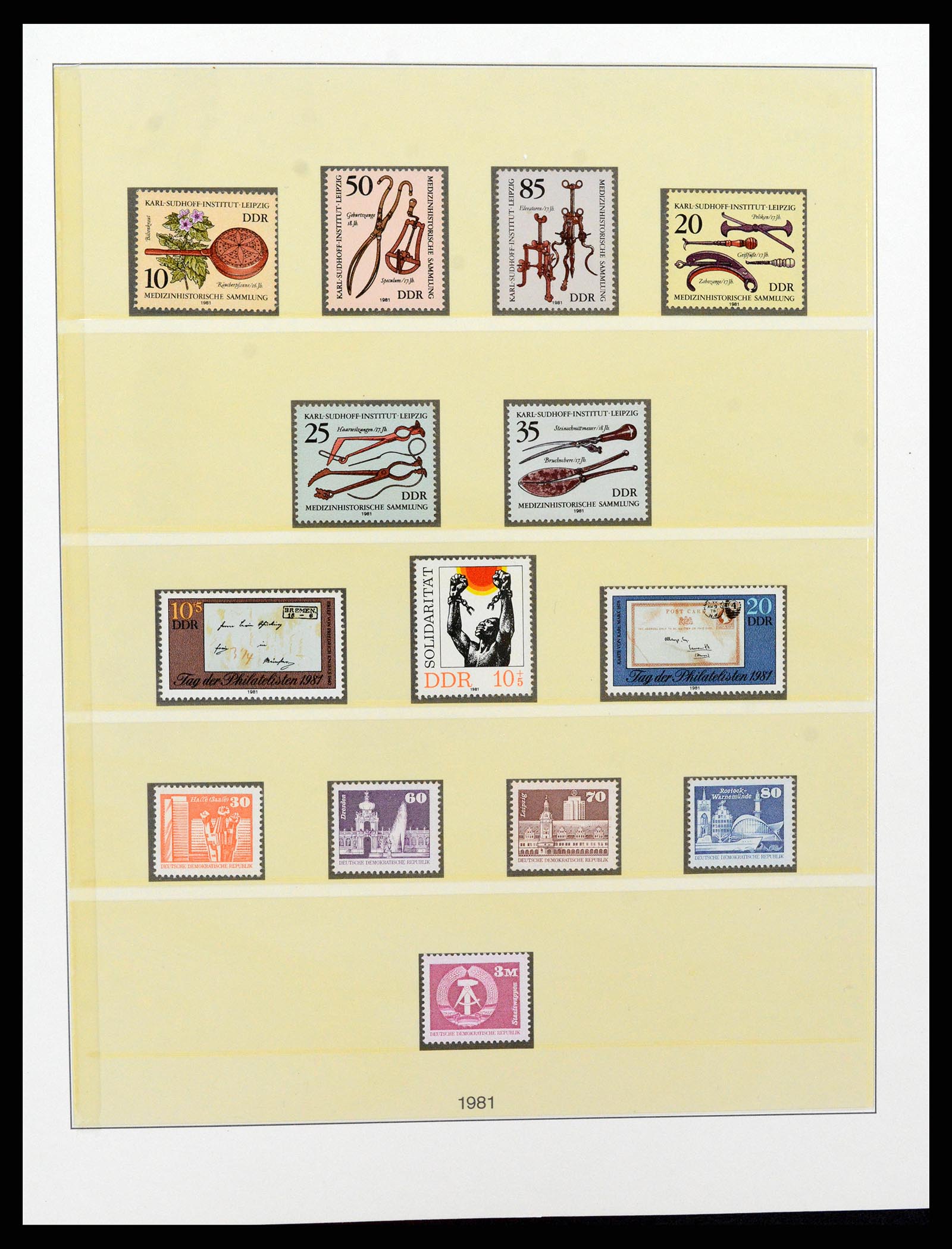 37507 242 - Postzegelverzameling 37507 D.D.R. 1949-1990.
