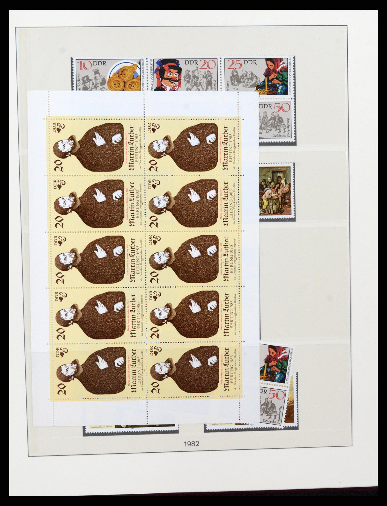 37507 251 - Postzegelverzameling 37507 D.D.R. 1949-1990.