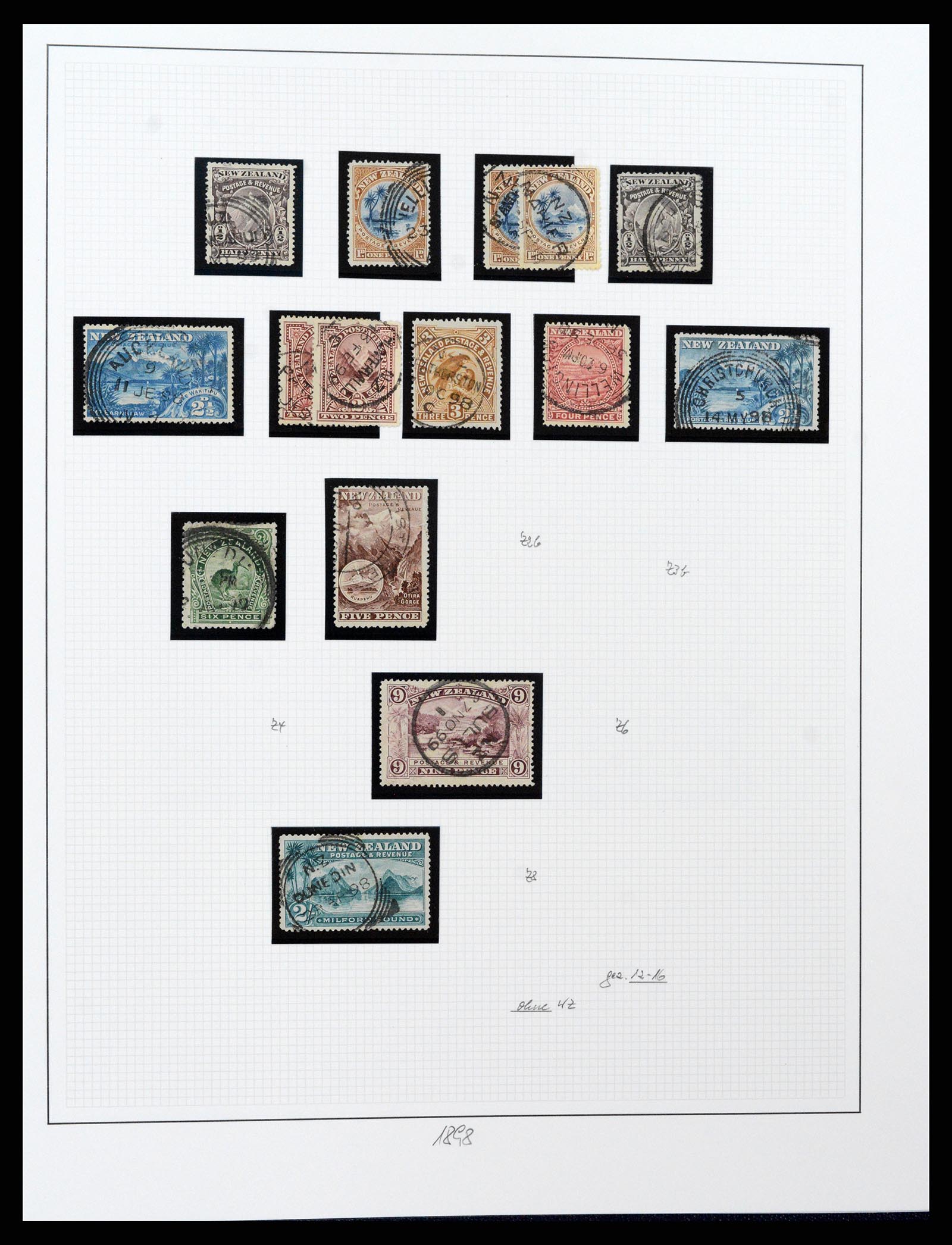 37582 024 - Stamp collection 37582 New Zealand 1862-1970.