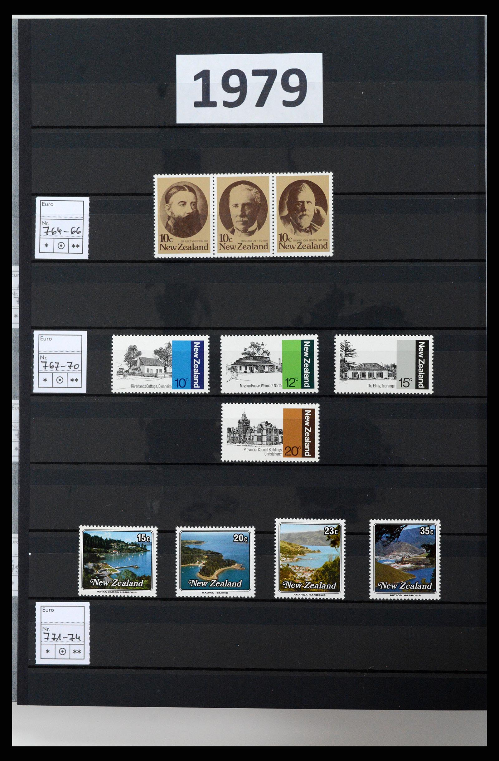 37597 029 - Postzegelverzameling 37597 Nieuw Zeeland 1970-2012.