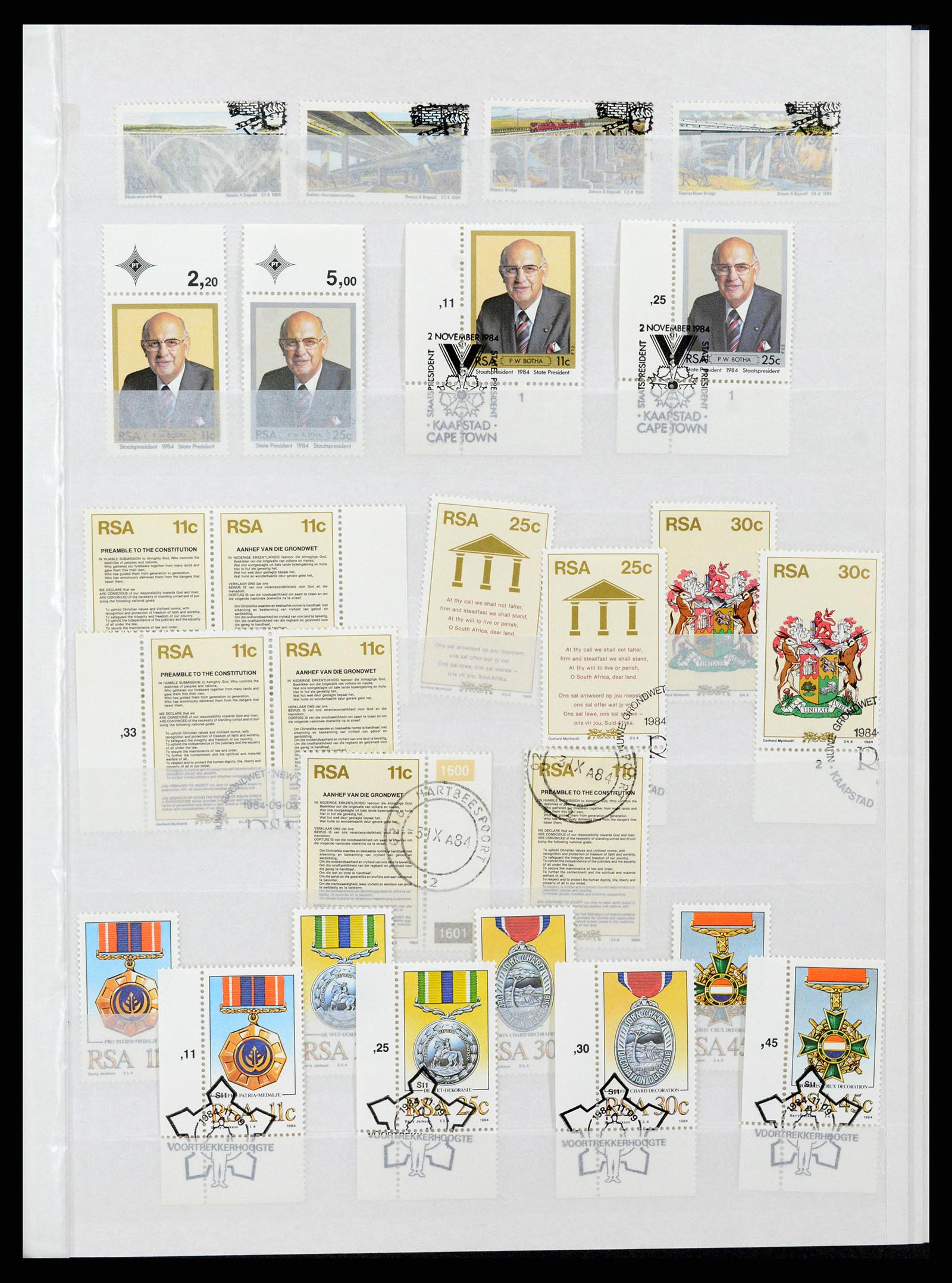 37616 015 - Postzegelverzameling 37616 Zuid Afrika en gebieden 1860-2002.