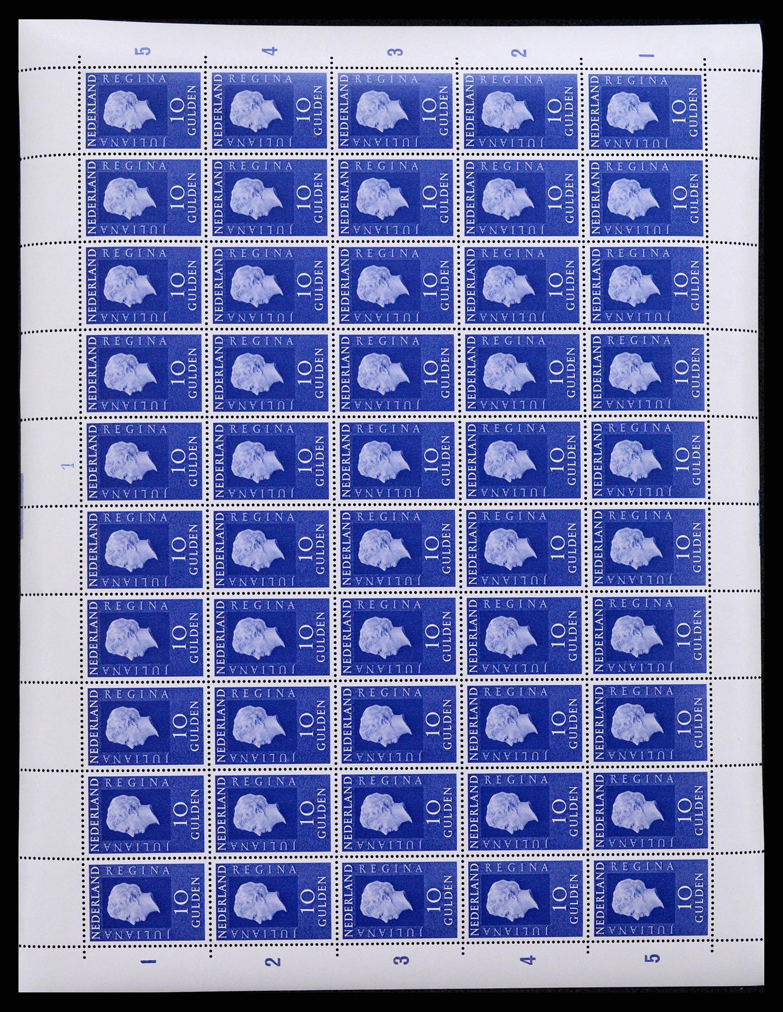 37658 007 - Stamp collection 37658 Netherlands Juliana Regina 1969-1972.
