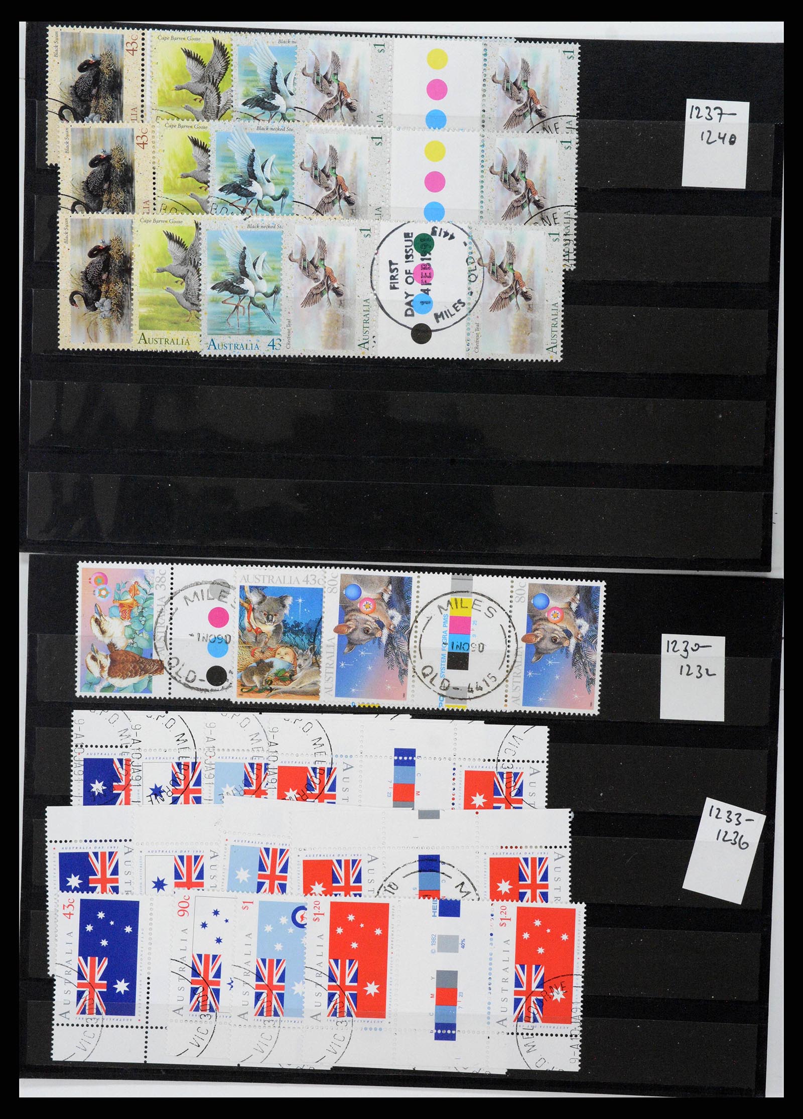 37670 0046 - Stamp collection 37670 Australia gutterpairs 1968-2006.