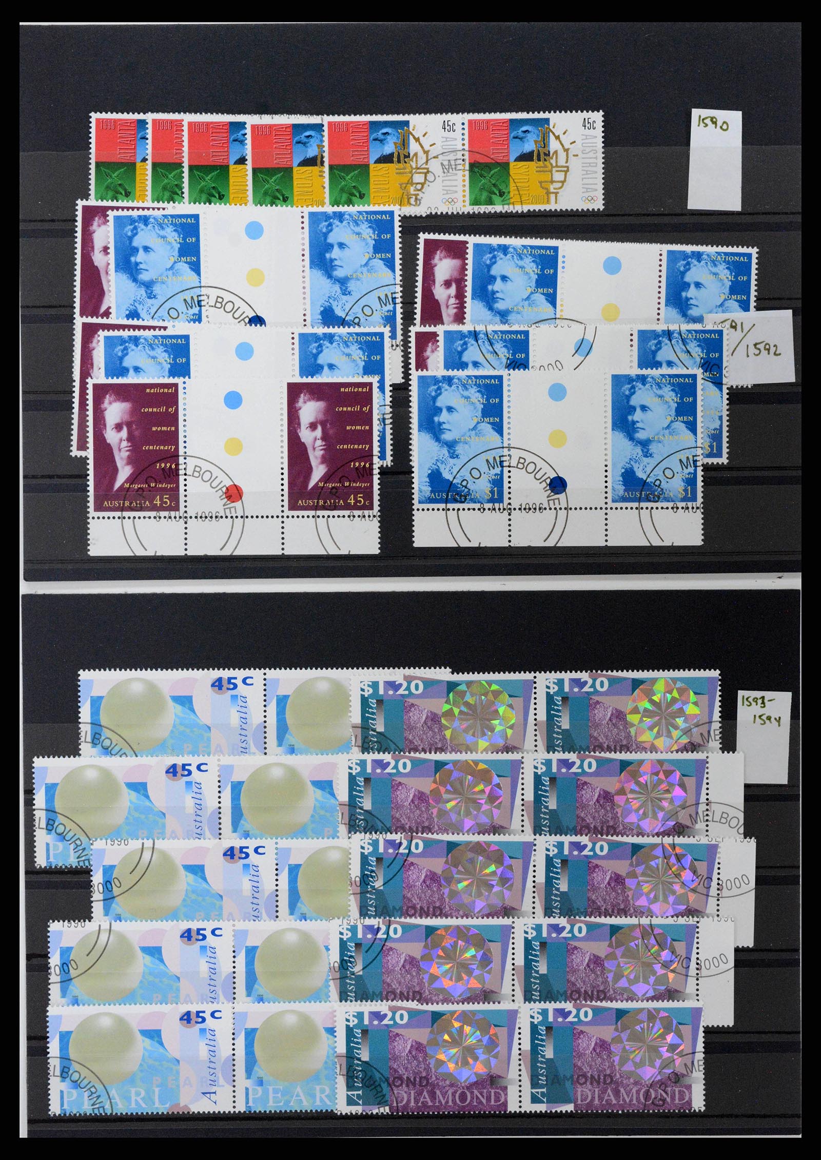 37670 0149 - Stamp collection 37670 Australia gutterpairs 1968-2006.