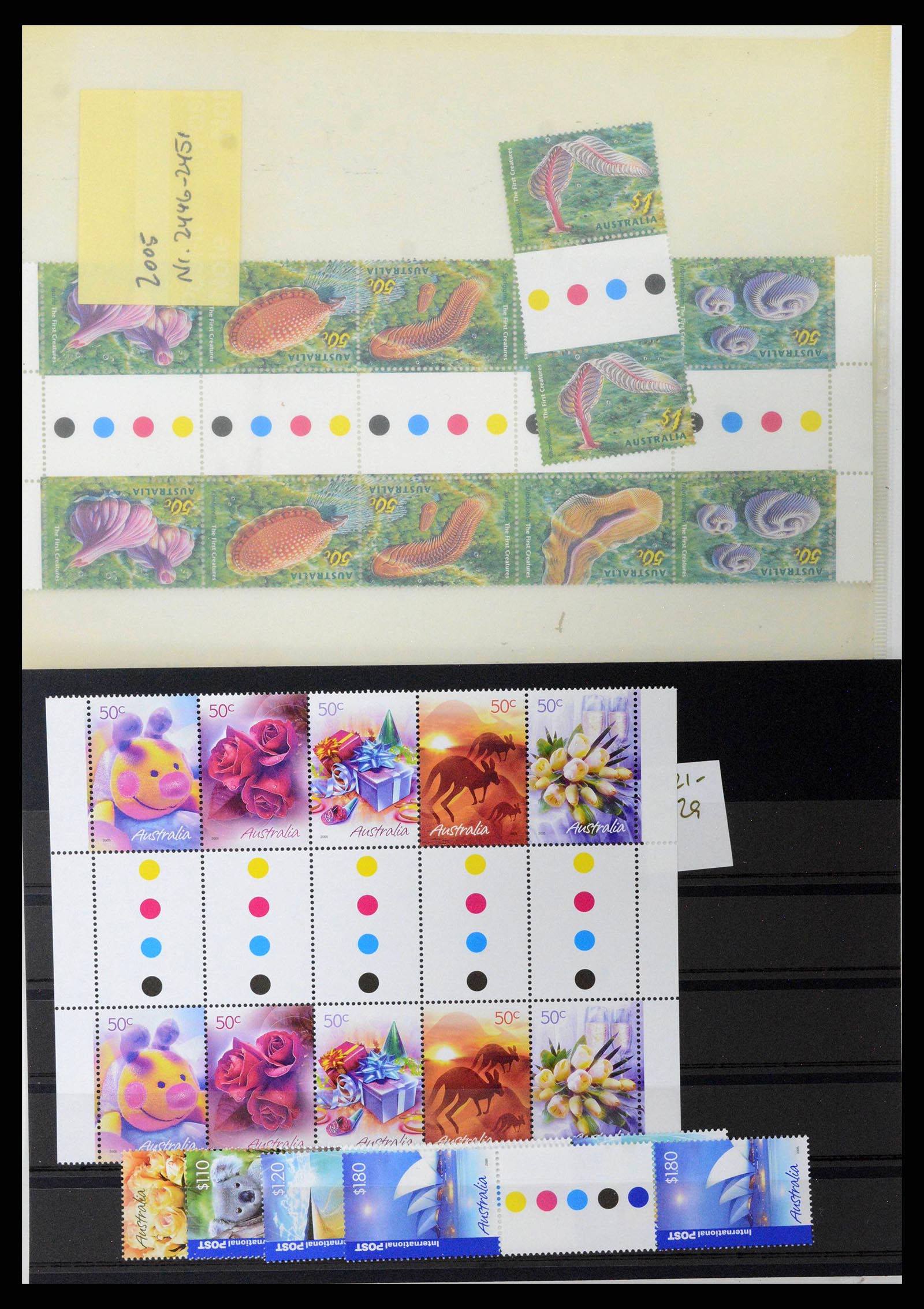 37670 0191 - Stamp collection 37670 Australia gutterpairs 1968-2006.