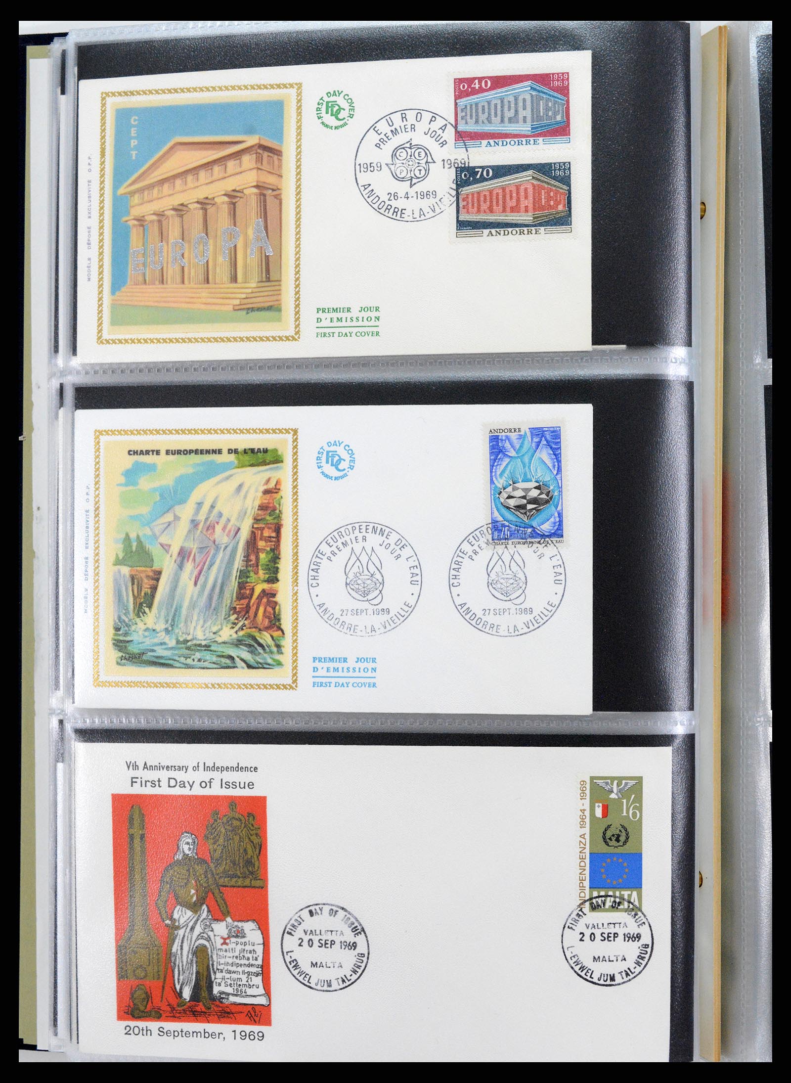 37694 193 - Postzegelverzameling 37694 Europa CEPT FDC's 1956-1970.