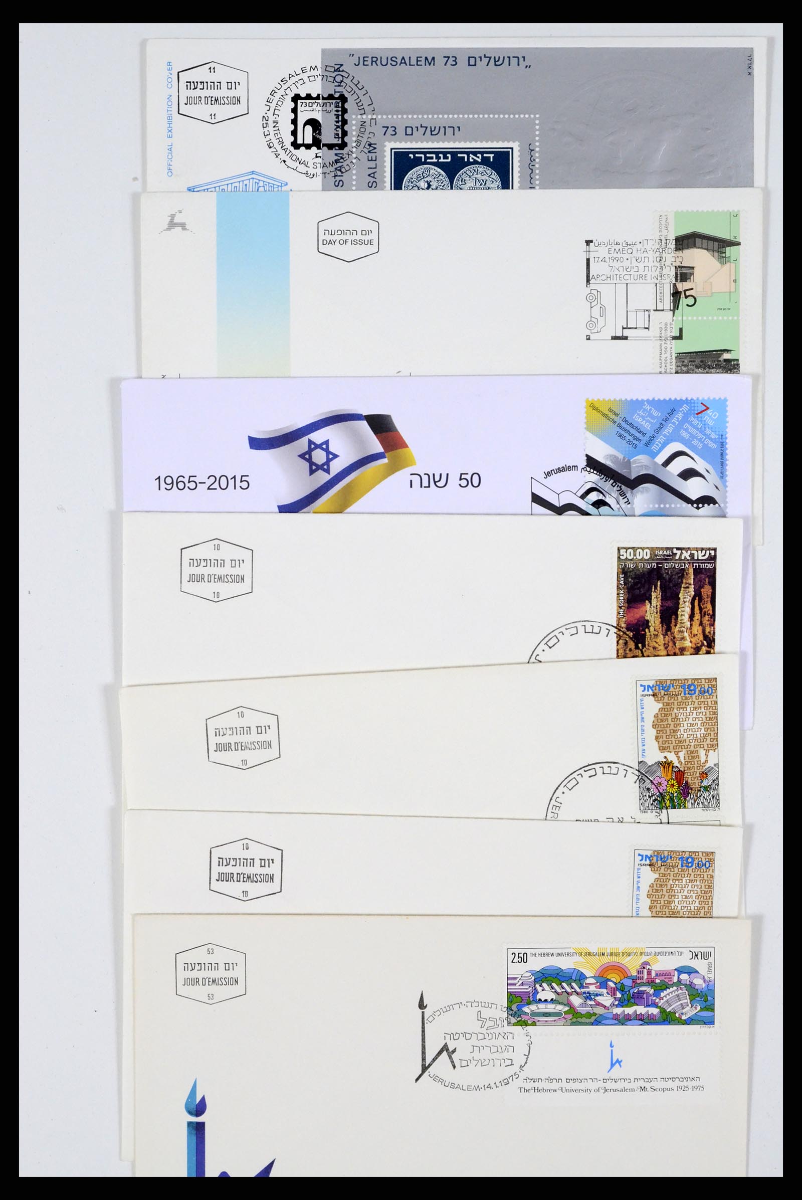 37711 003 - Postzegelverzameling 37711 Israël first day covers 1970-2000.