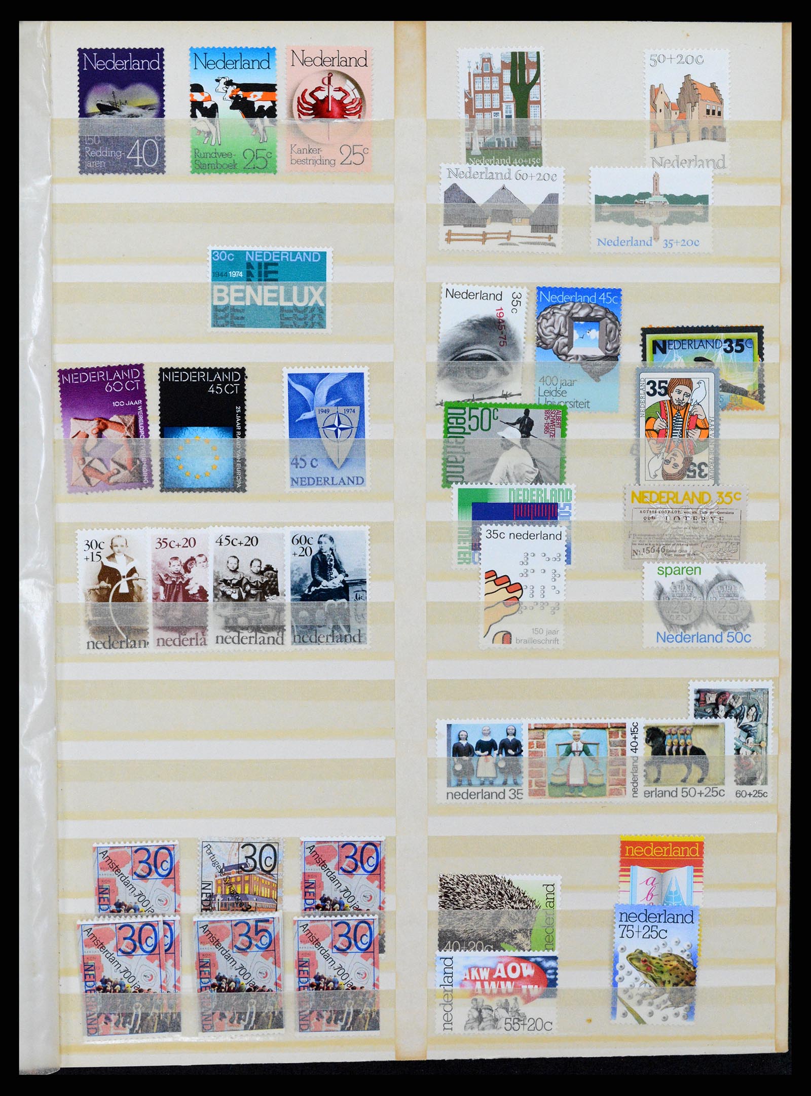 37714 019 - Postzegelverzameling 37714 Nederland 1920-1979.
