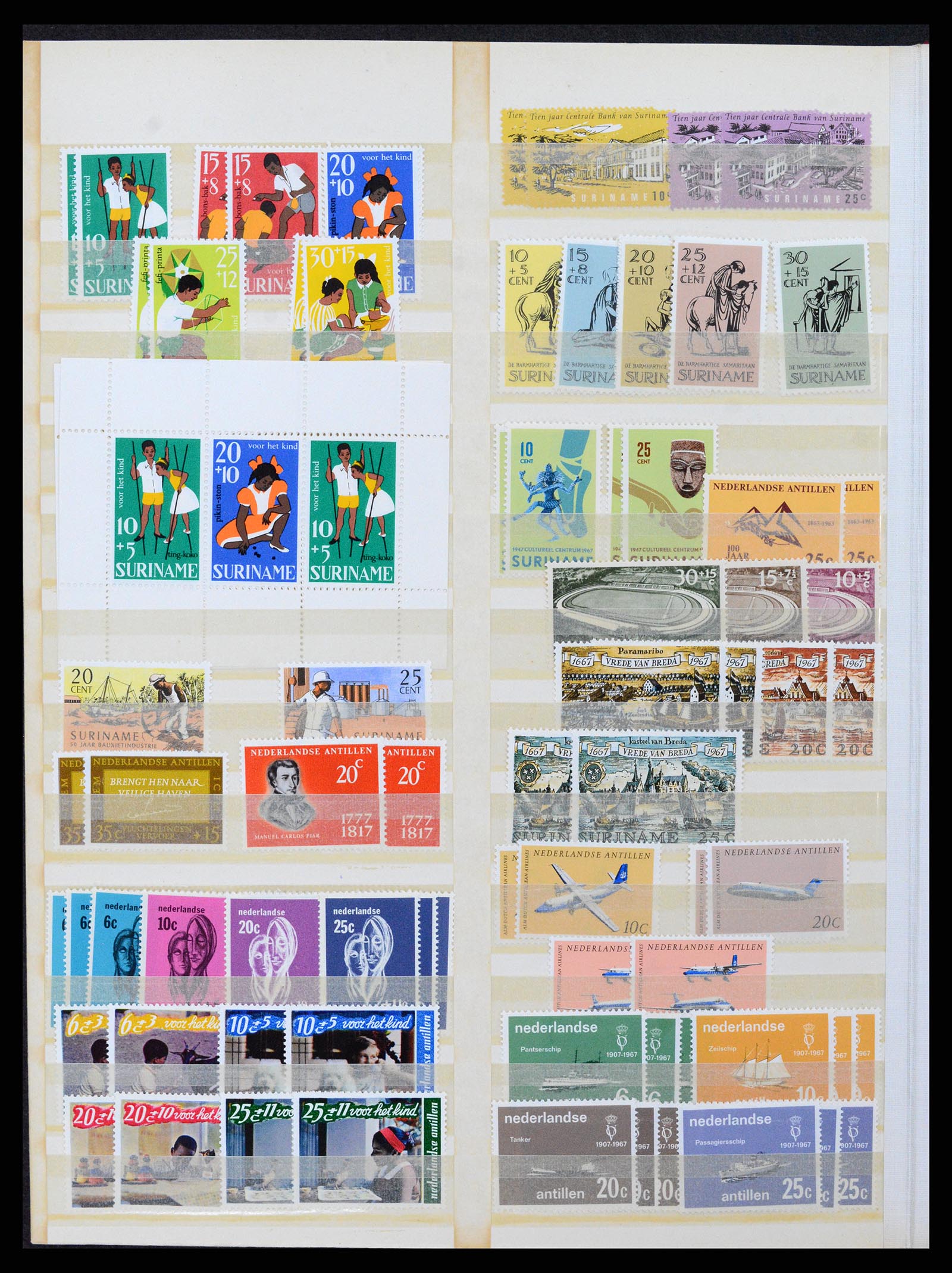 37714 028 - Postzegelverzameling 37714 Nederland 1920-1979.