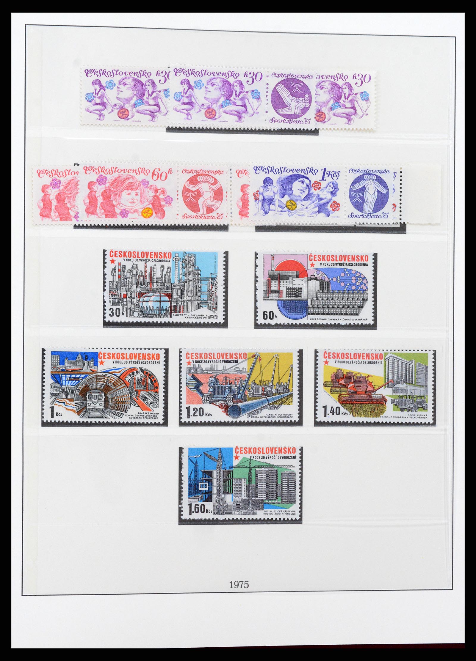 37724 056 - Stamp collection 37724 Czechoslovakia 1918-1990.