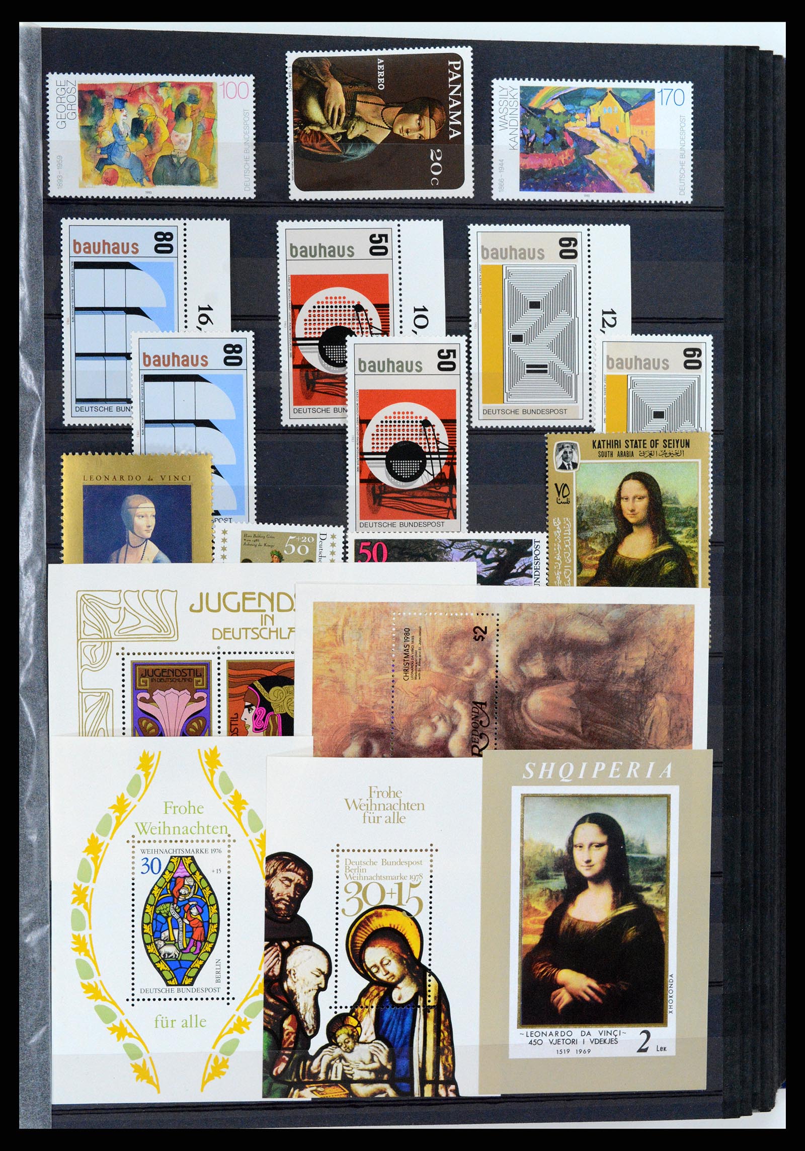 37737 043 - Postzegelverzameling 37737 Motief Kunst 1950-2000.
