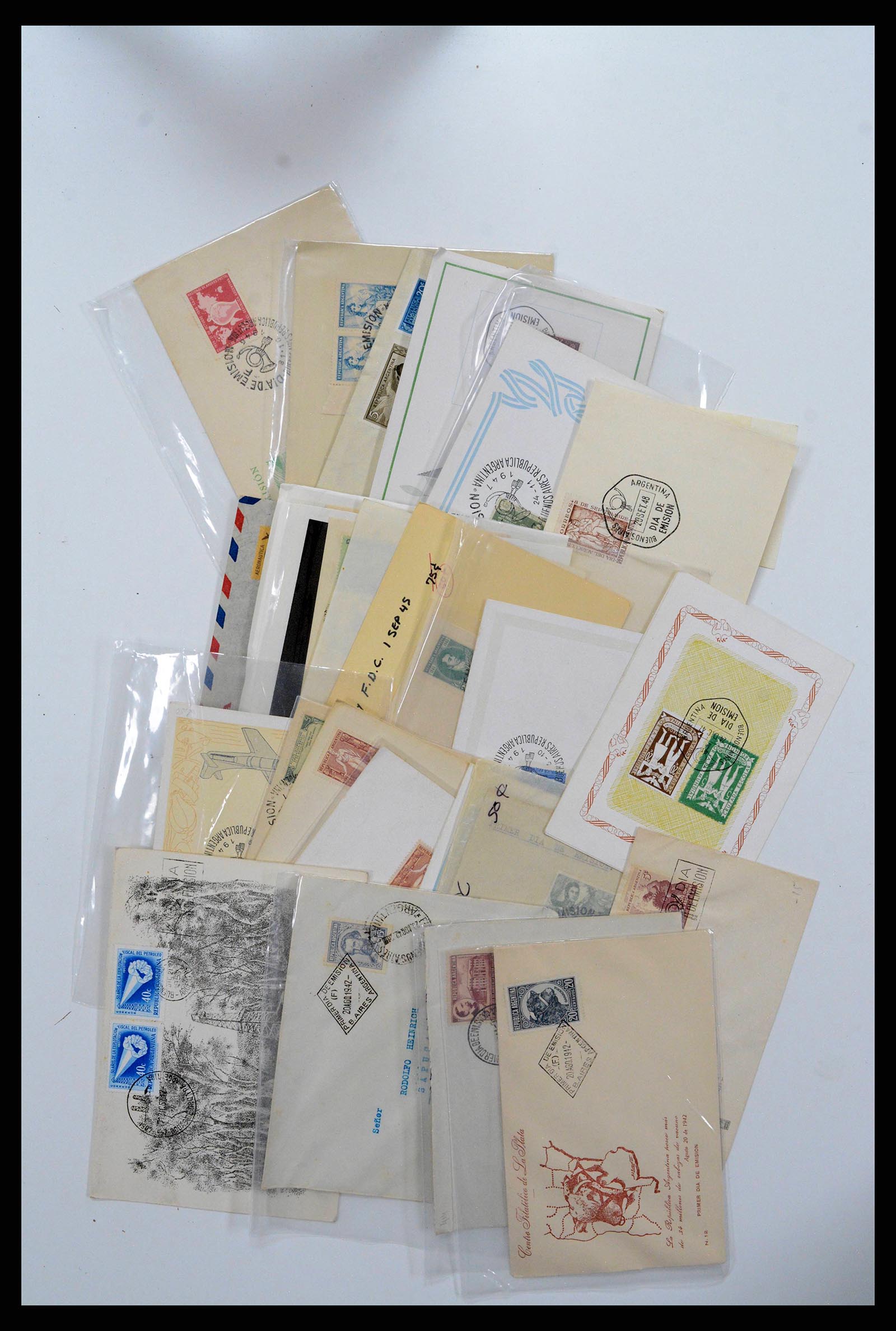 37745 0223 - Postzegelverzameling 37745 Argentinië brieven 1851-1986.