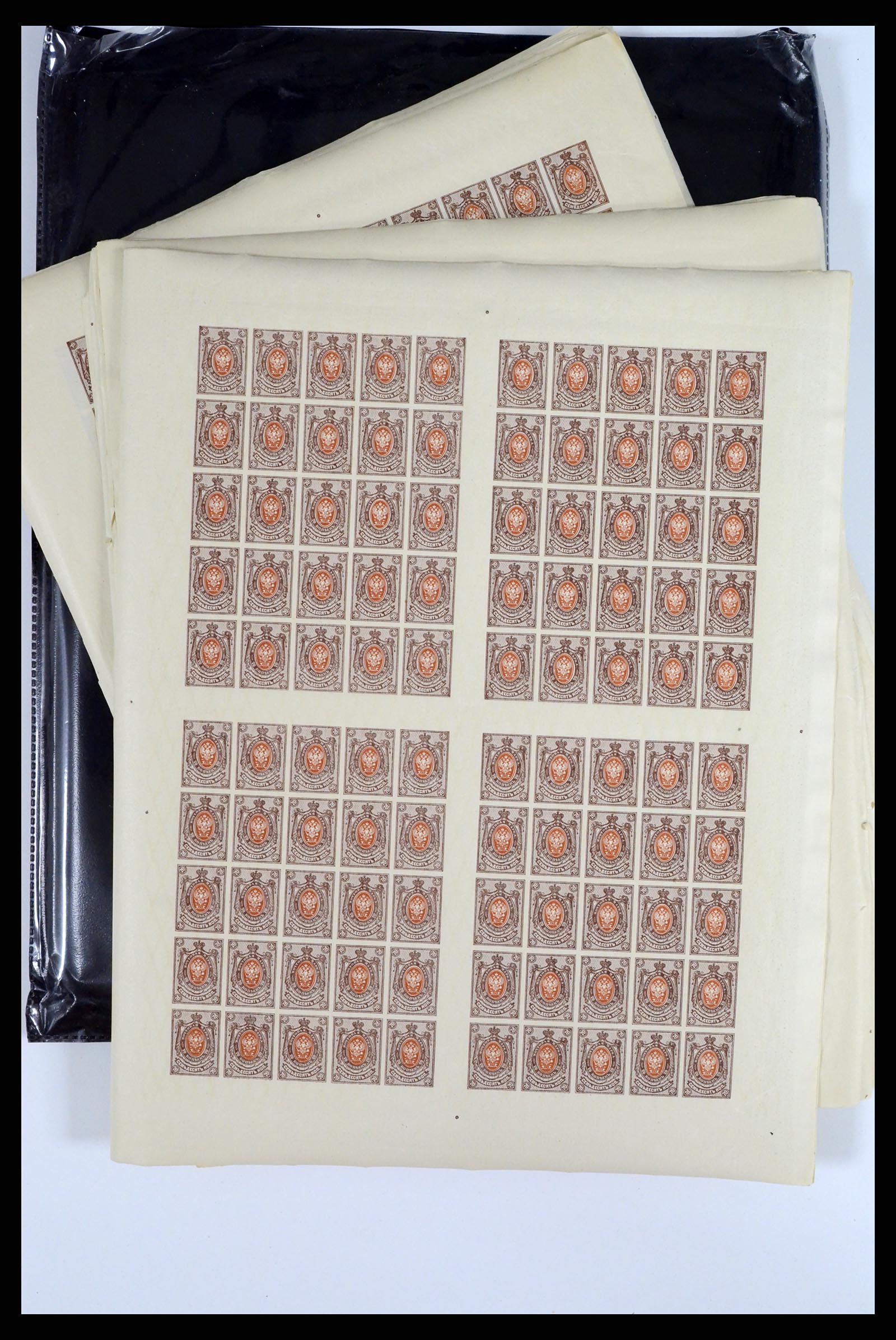 37750 0036 - Postzegelverzameling 37750 Rusland archiefvondst 1909-1917.