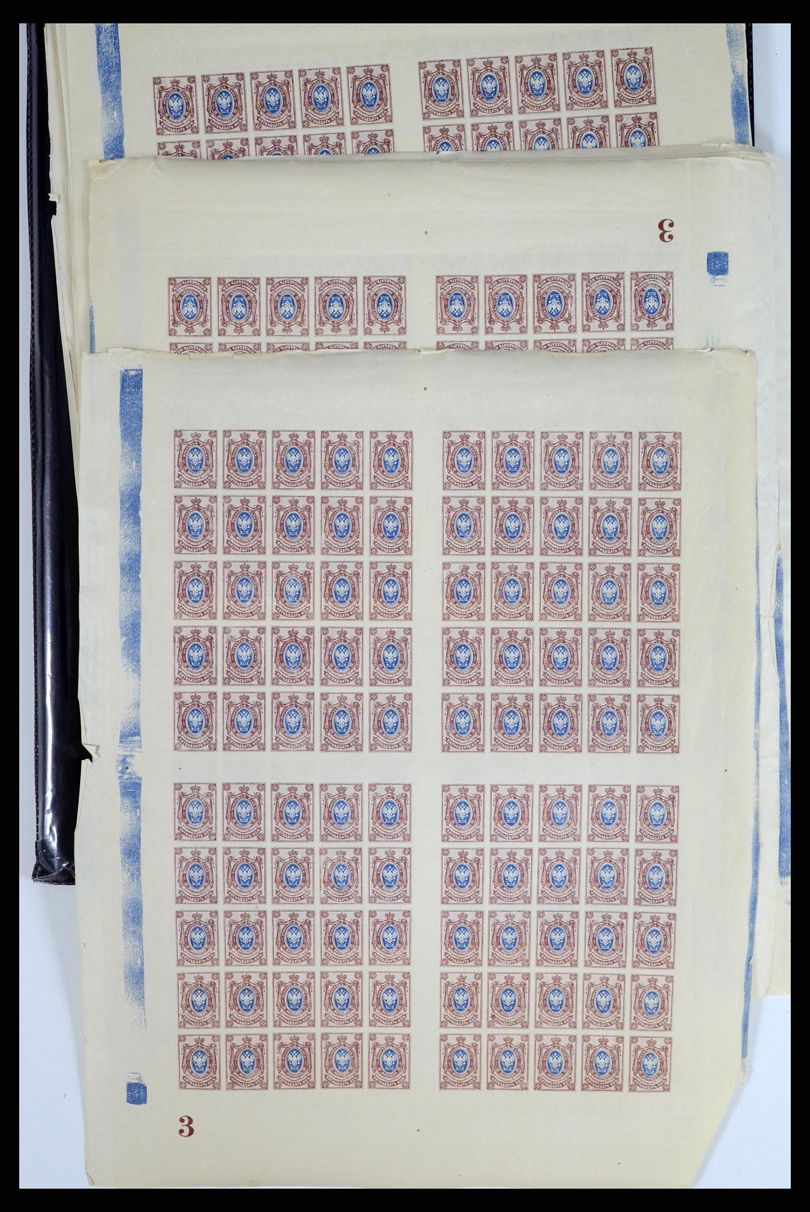 37750 0050 - Postzegelverzameling 37750 Rusland archiefvondst 1909-1917.