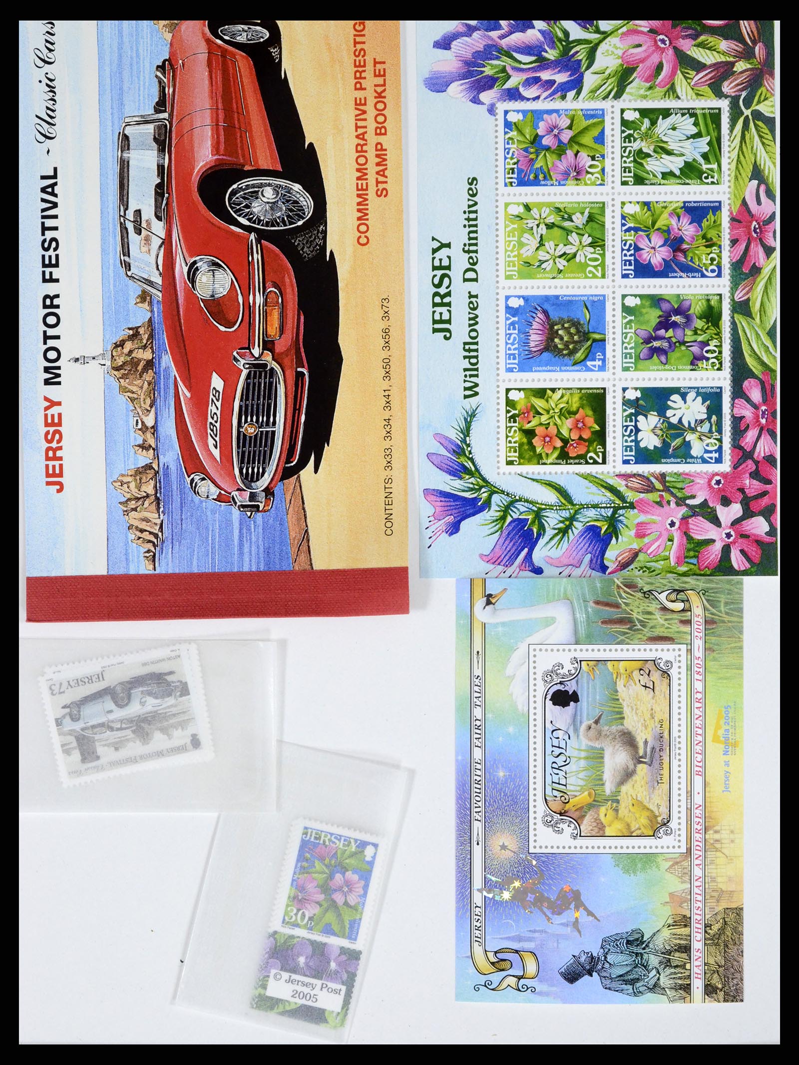 37754 012 - Stamp collection 37754 Channel Islands 1941-2004.