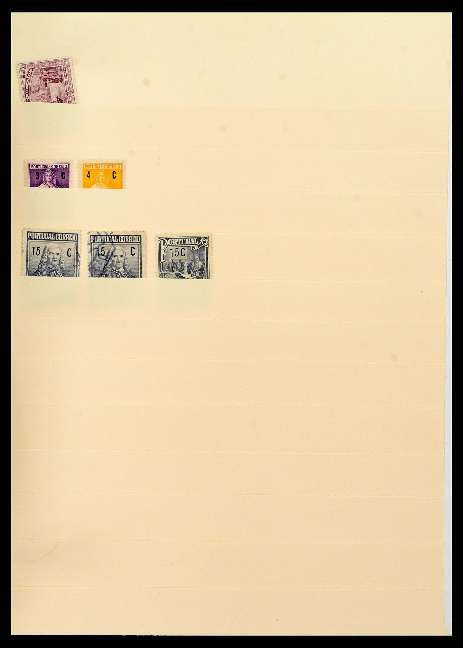 37767 653 - Stamp collection 37767 Portugal and colonies 1853-1990.