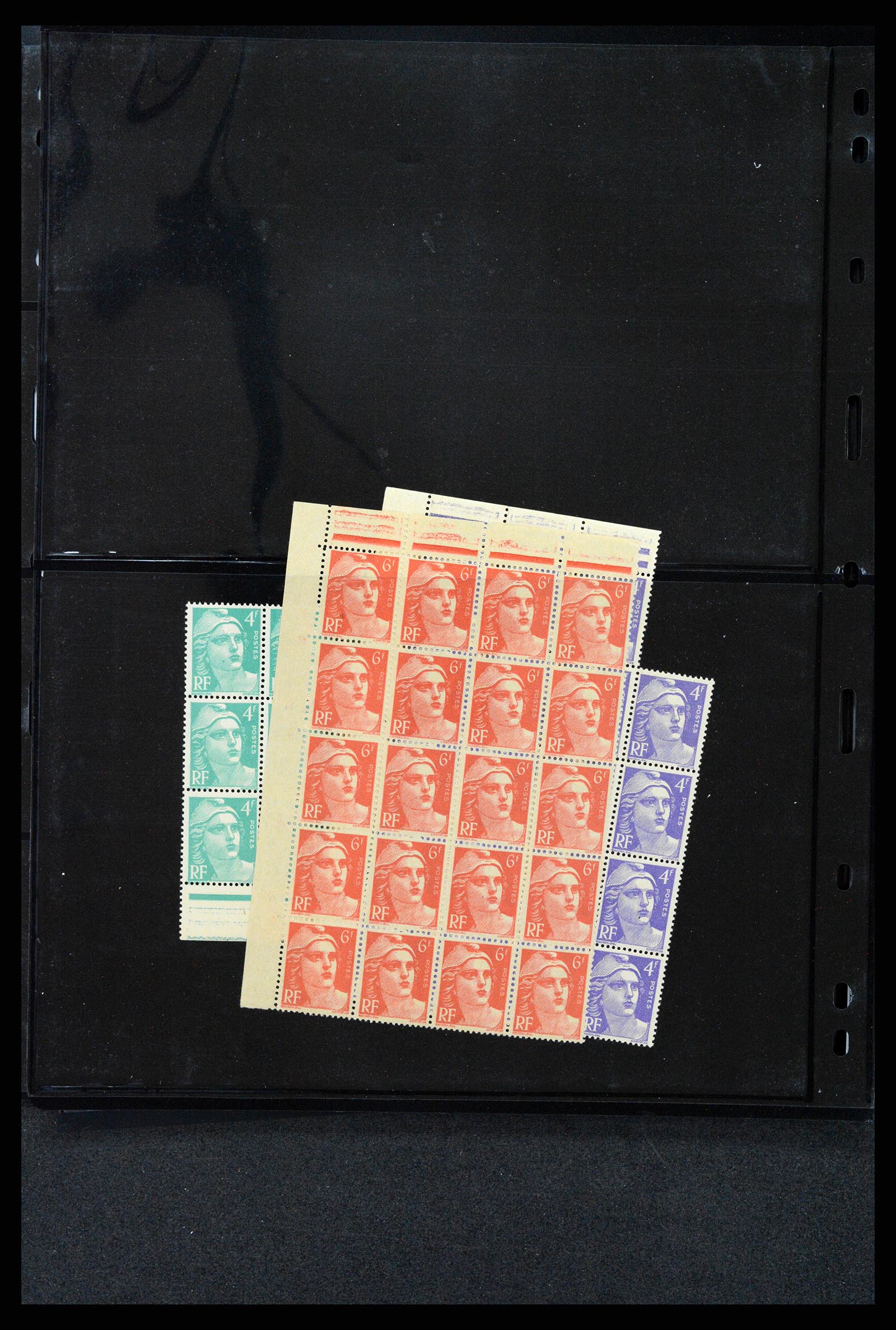 37769 513 - Postzegelverzameling 37769 Wereld uitzoekpartij 1860-2010.
