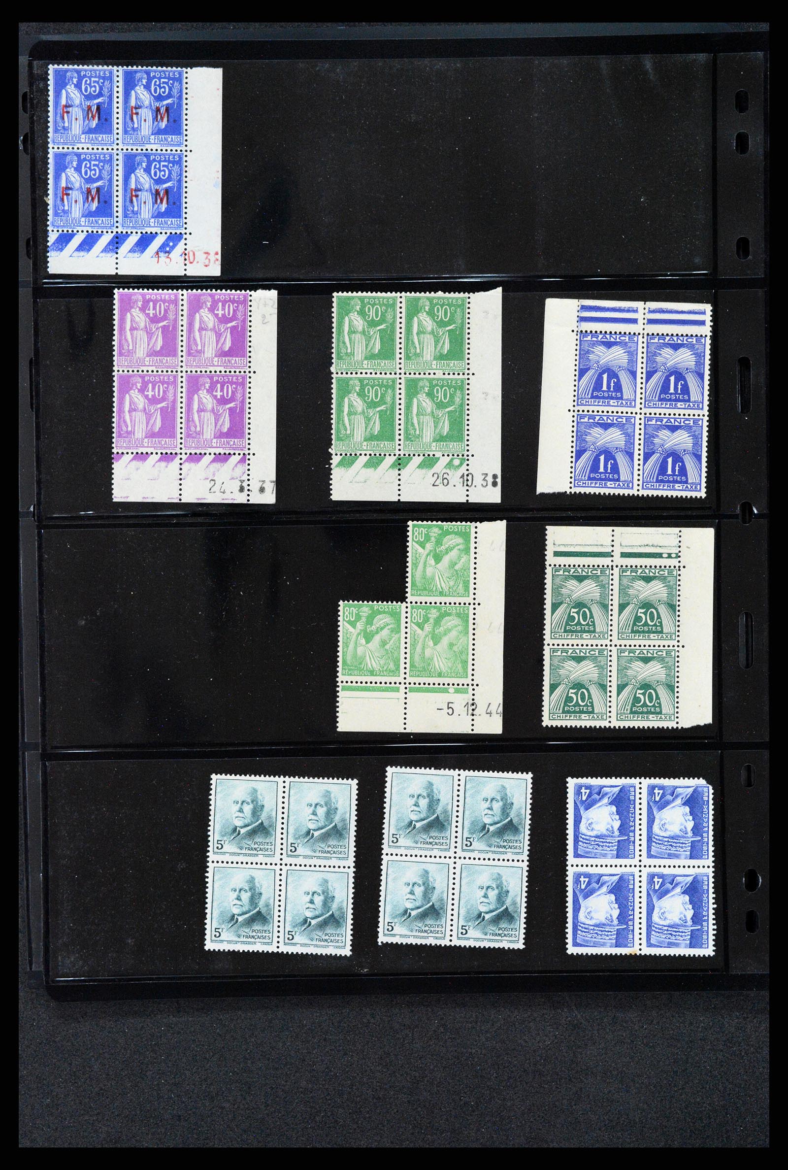37769 522 - Stamp collection 37769 All world sortinglot 1860-2010.