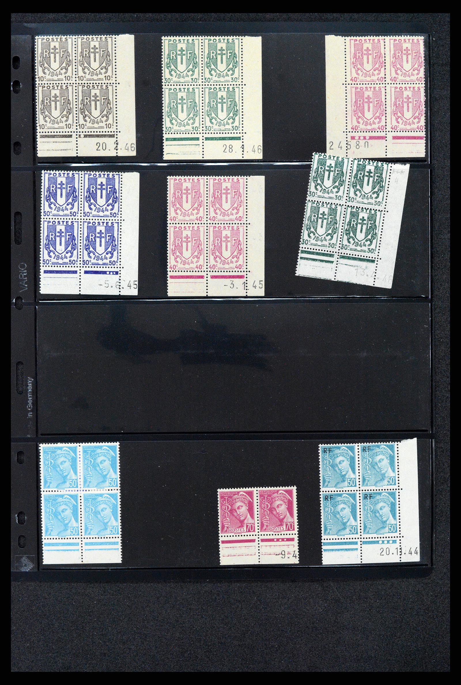 37769 523 - Stamp collection 37769 All world sortinglot 1860-2010.