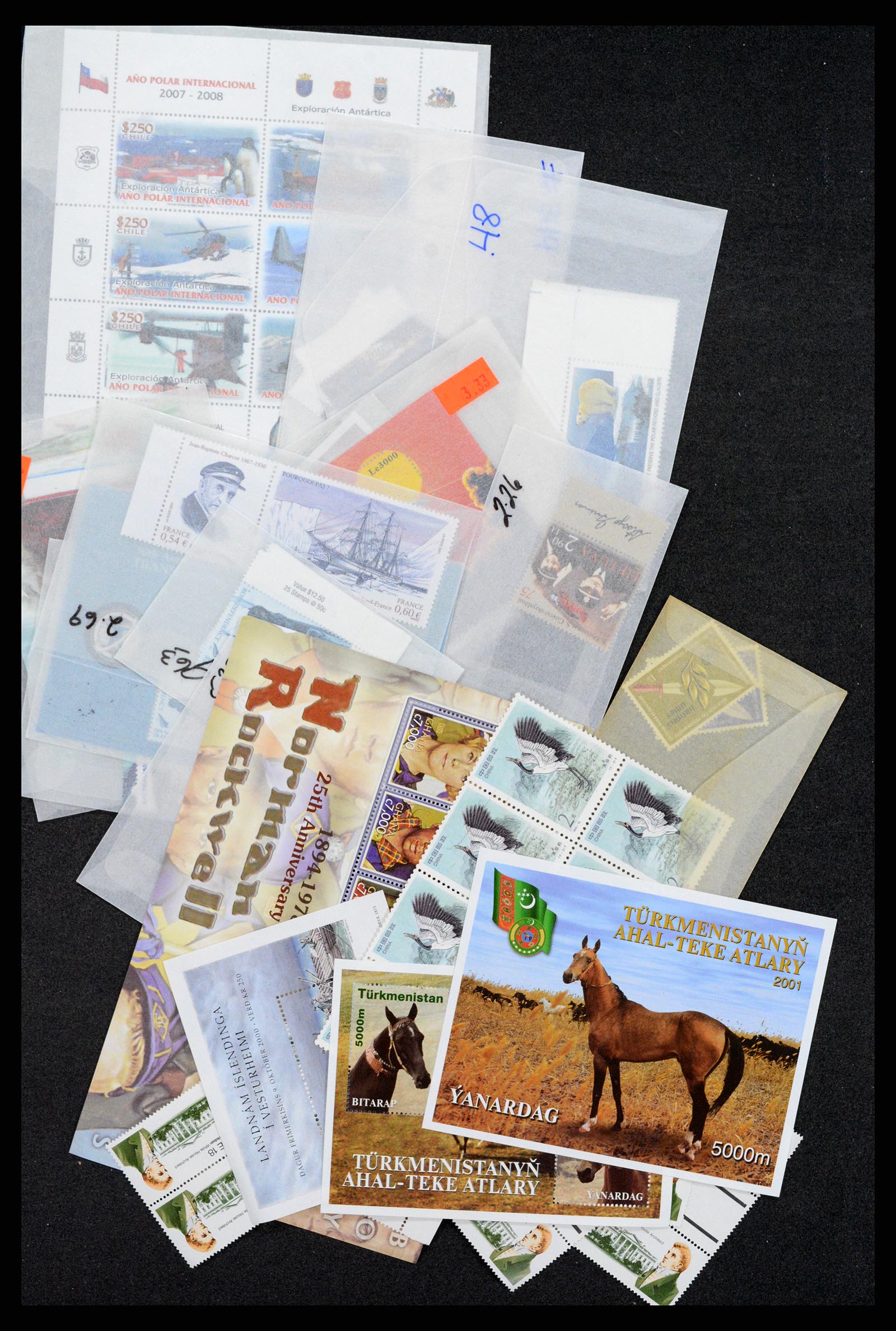 37769 529 - Postzegelverzameling 37769 Wereld uitzoekpartij 1860-2010.