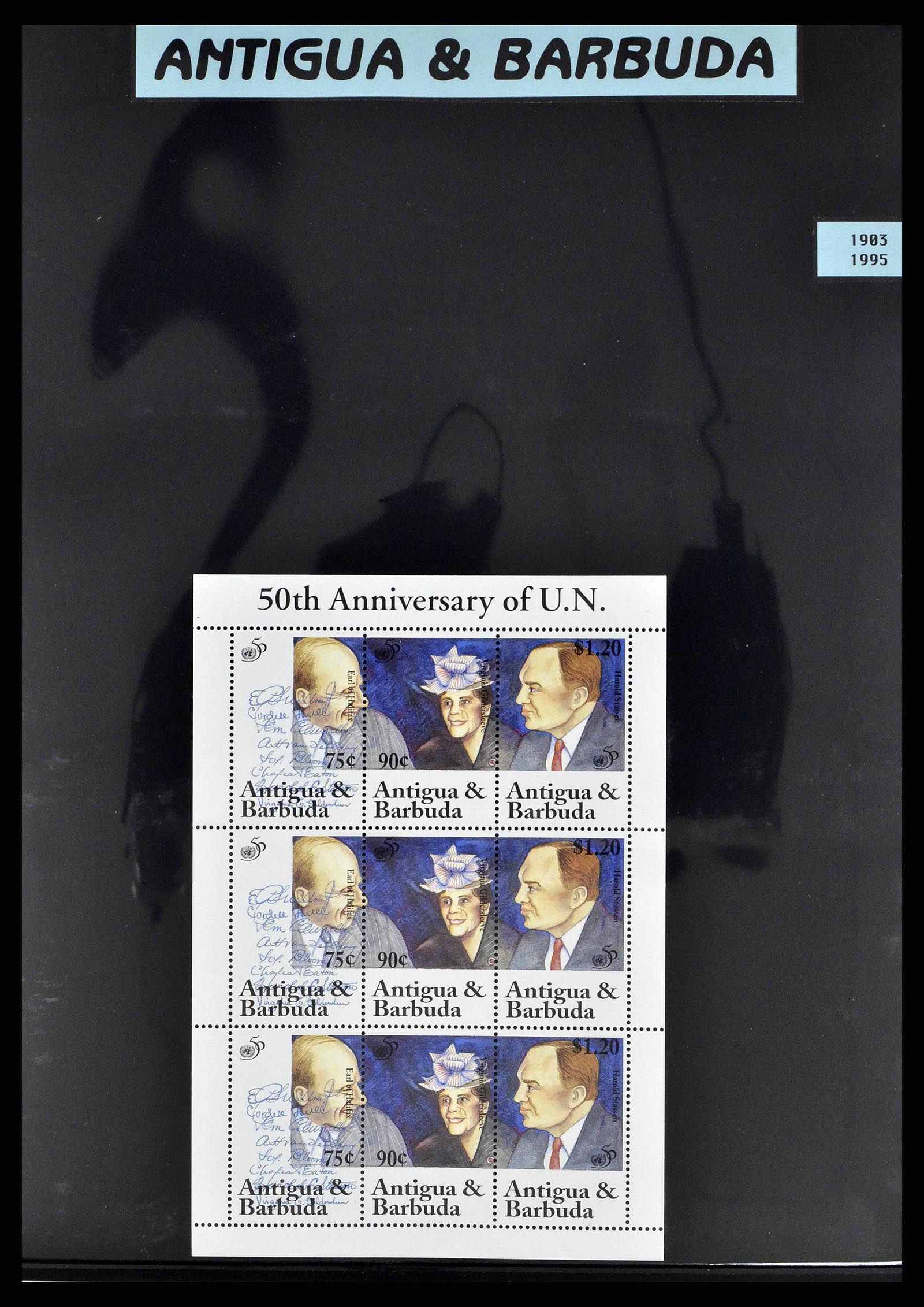 37773 0017 - Postzegelverzameling 37773 Motief 50 jaar VN 1995.