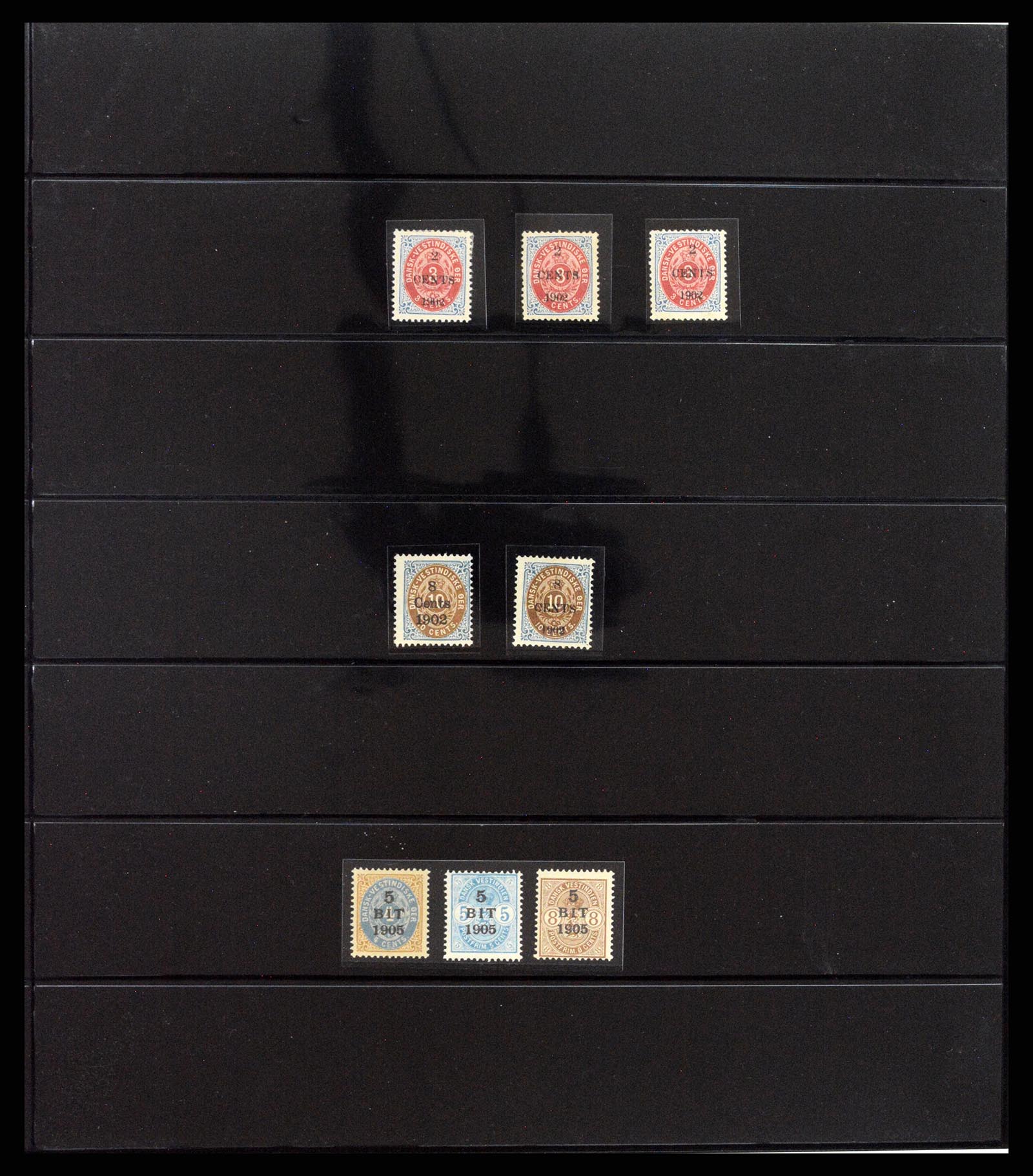 37783 009 - Postzegelverzameling 37783 Deens West Indië 1855-1917.